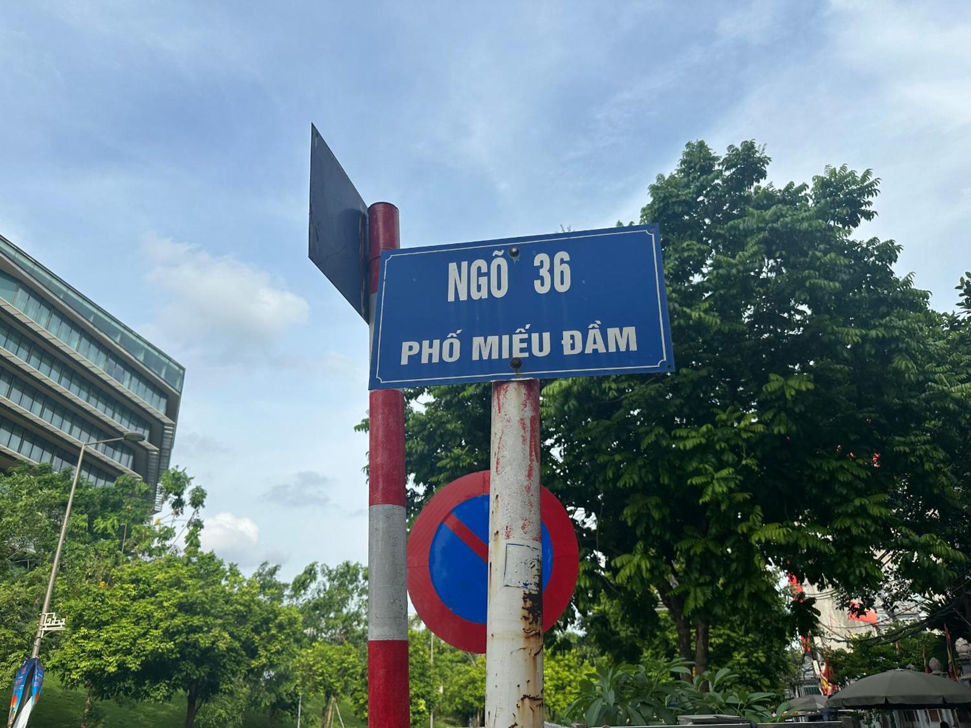 36 Mieu Dam Ha Noi * Hanoi
