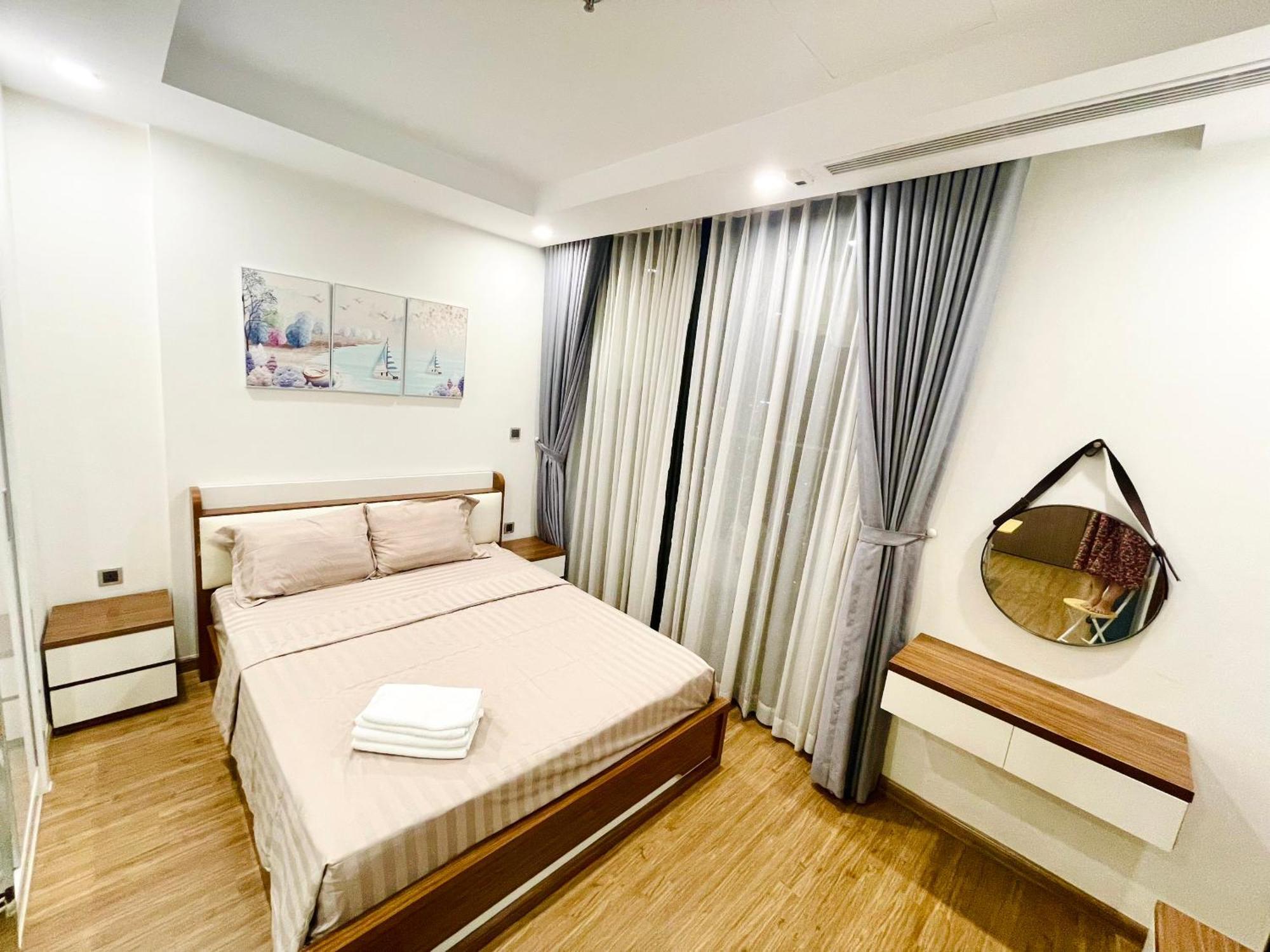 Kim's House - Vinhomes Bay For Rent * Hà Nội