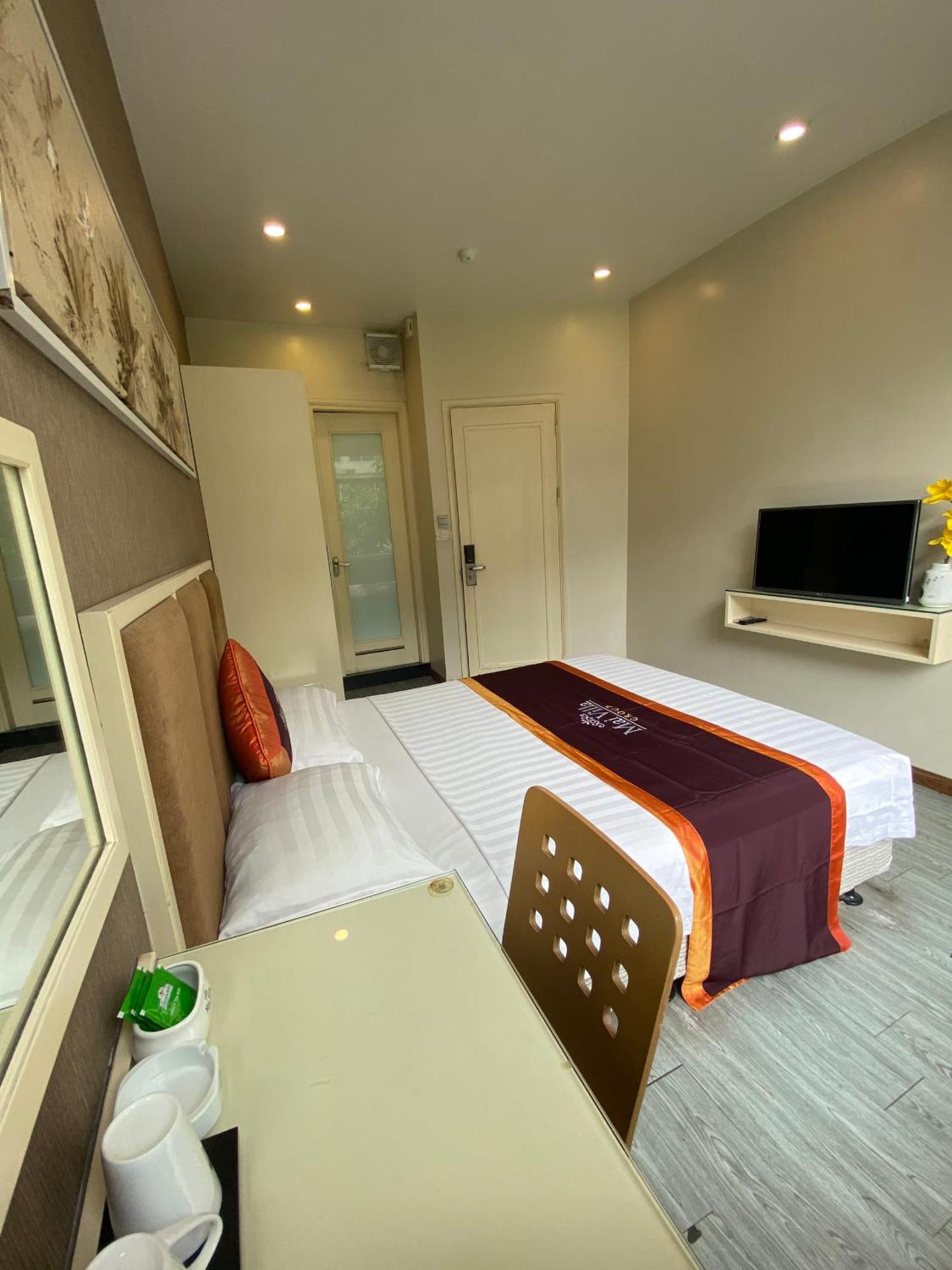Mai 8 Hotel