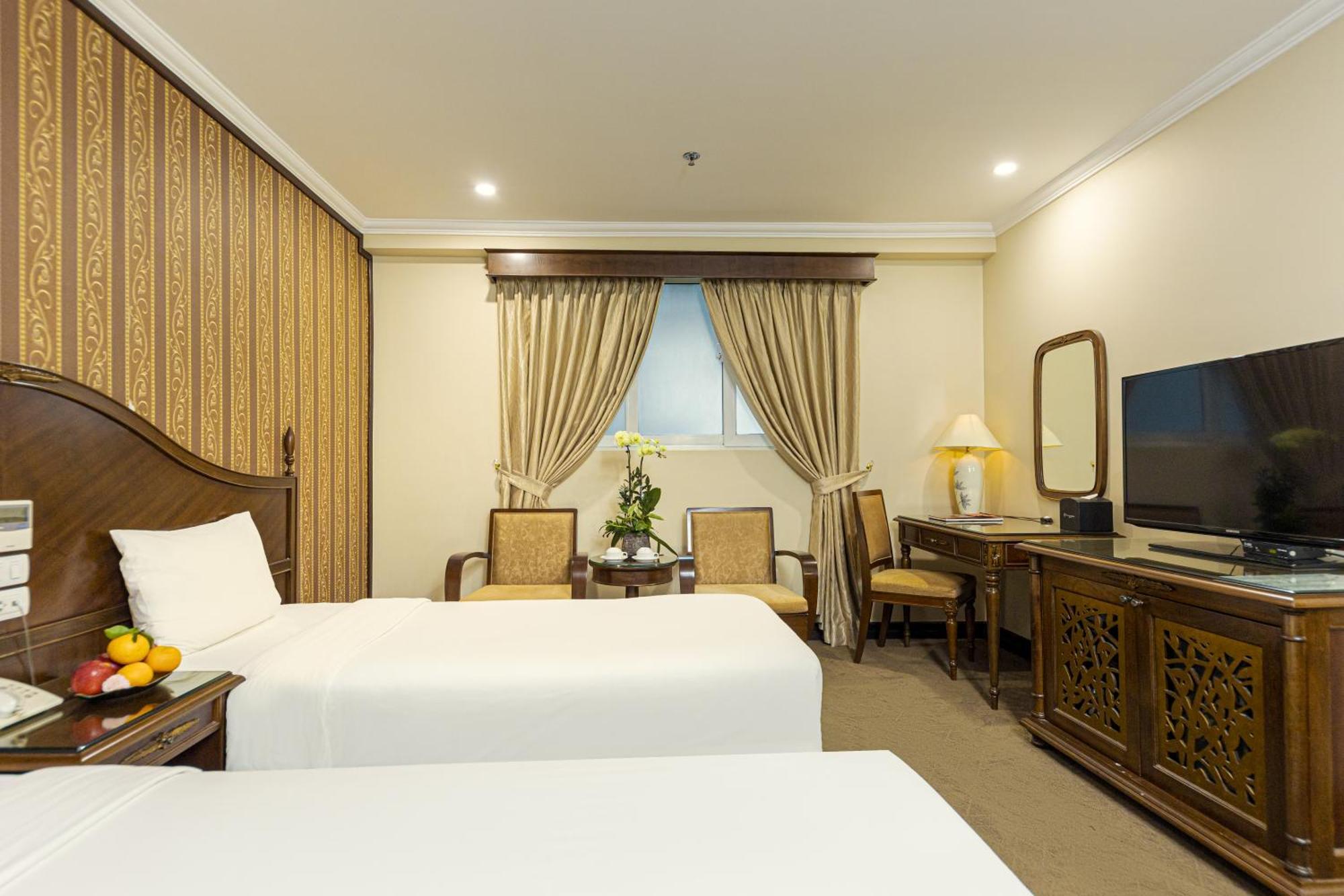 Chalcedony Grand Hotel Hanoi