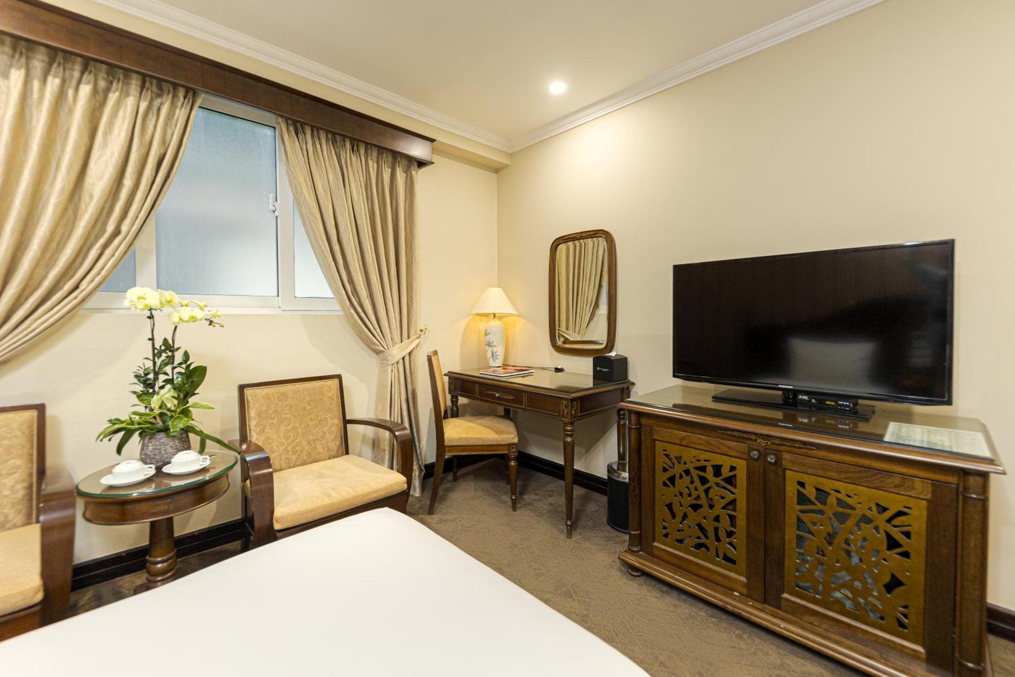 Hotel Chalcedony Grand