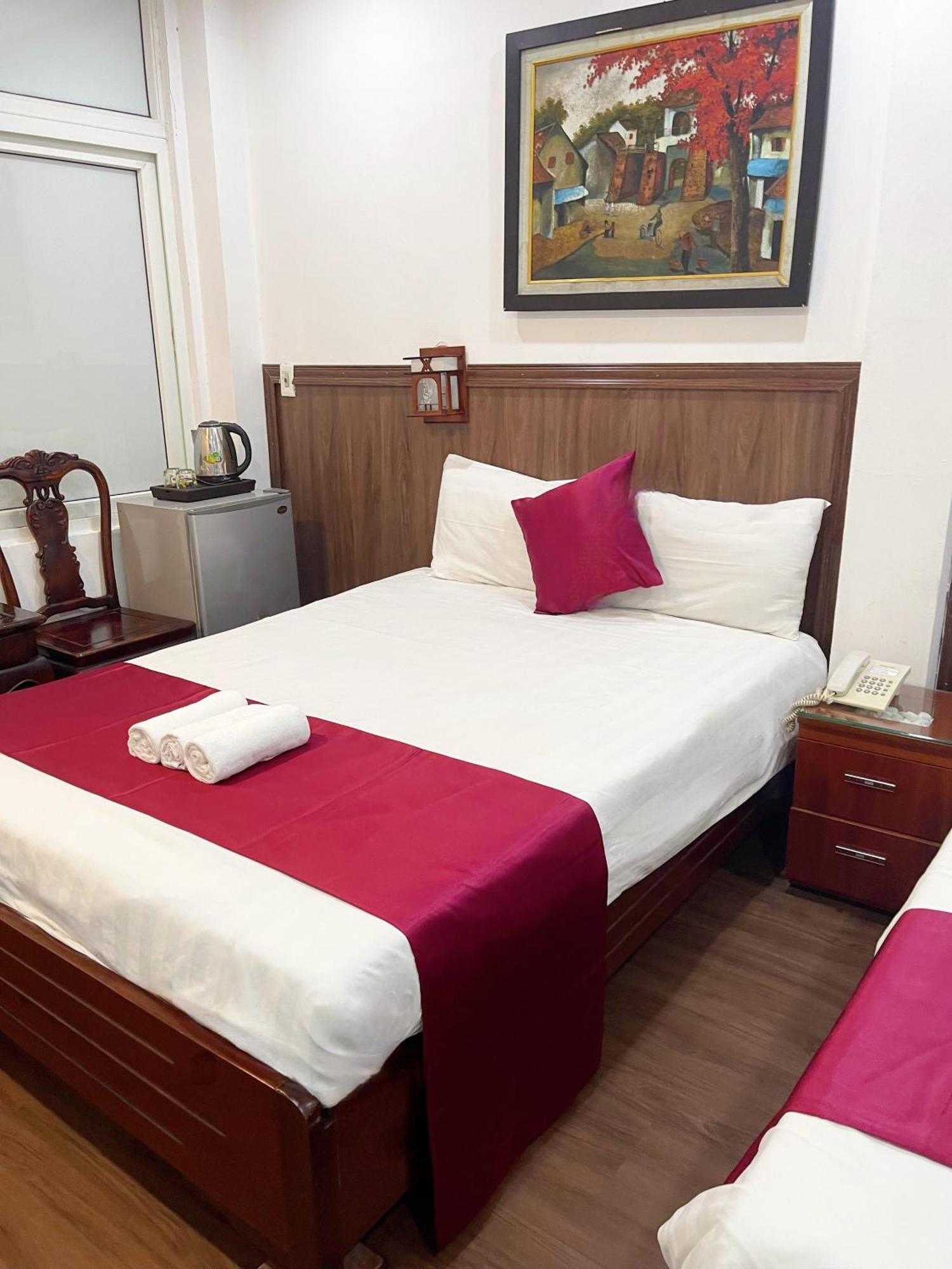 Hotel 2 Long Bien