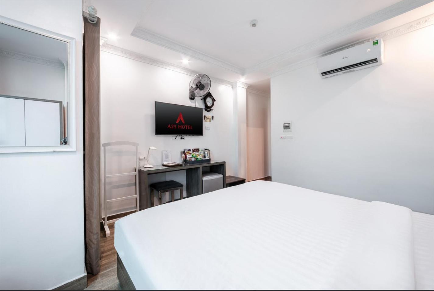 A25 - 109 Truc Bach Hotel Hanoi