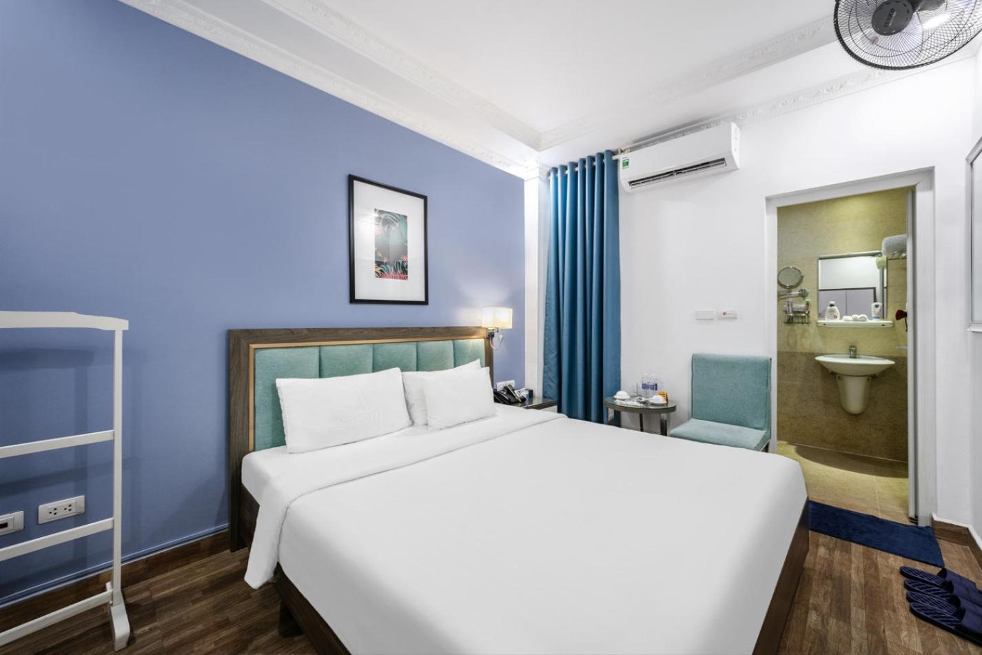 A25 - 109 Truc Bach Hotel Hanoi
