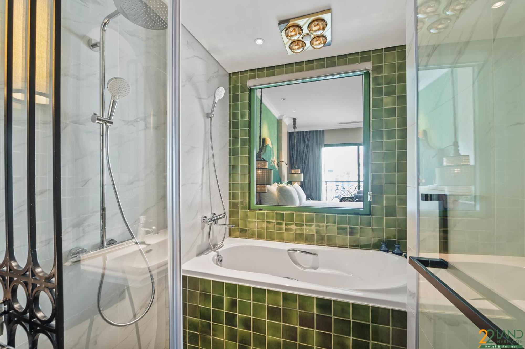 22land Heritage & Retreat Hotel