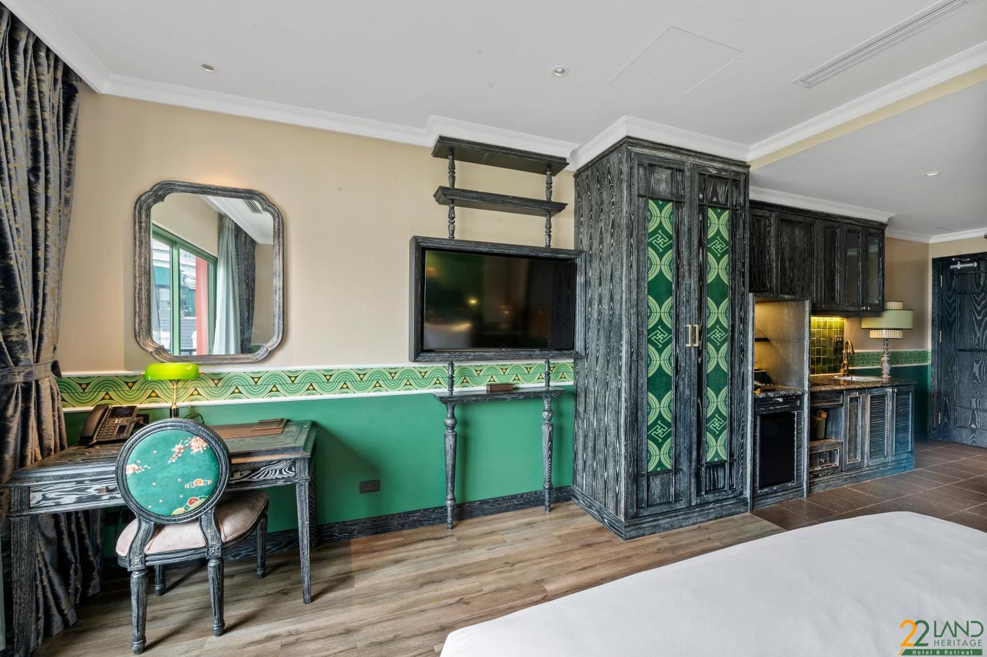 22land Heritage & Retreat Hotel