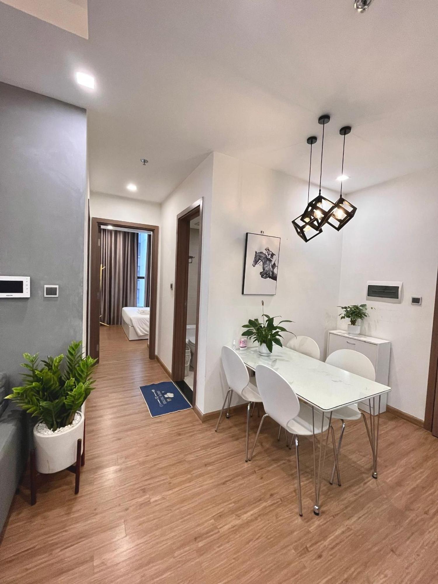 Căn hộ Kim's House - Vinhomes Bay For Rent Hà Nội
