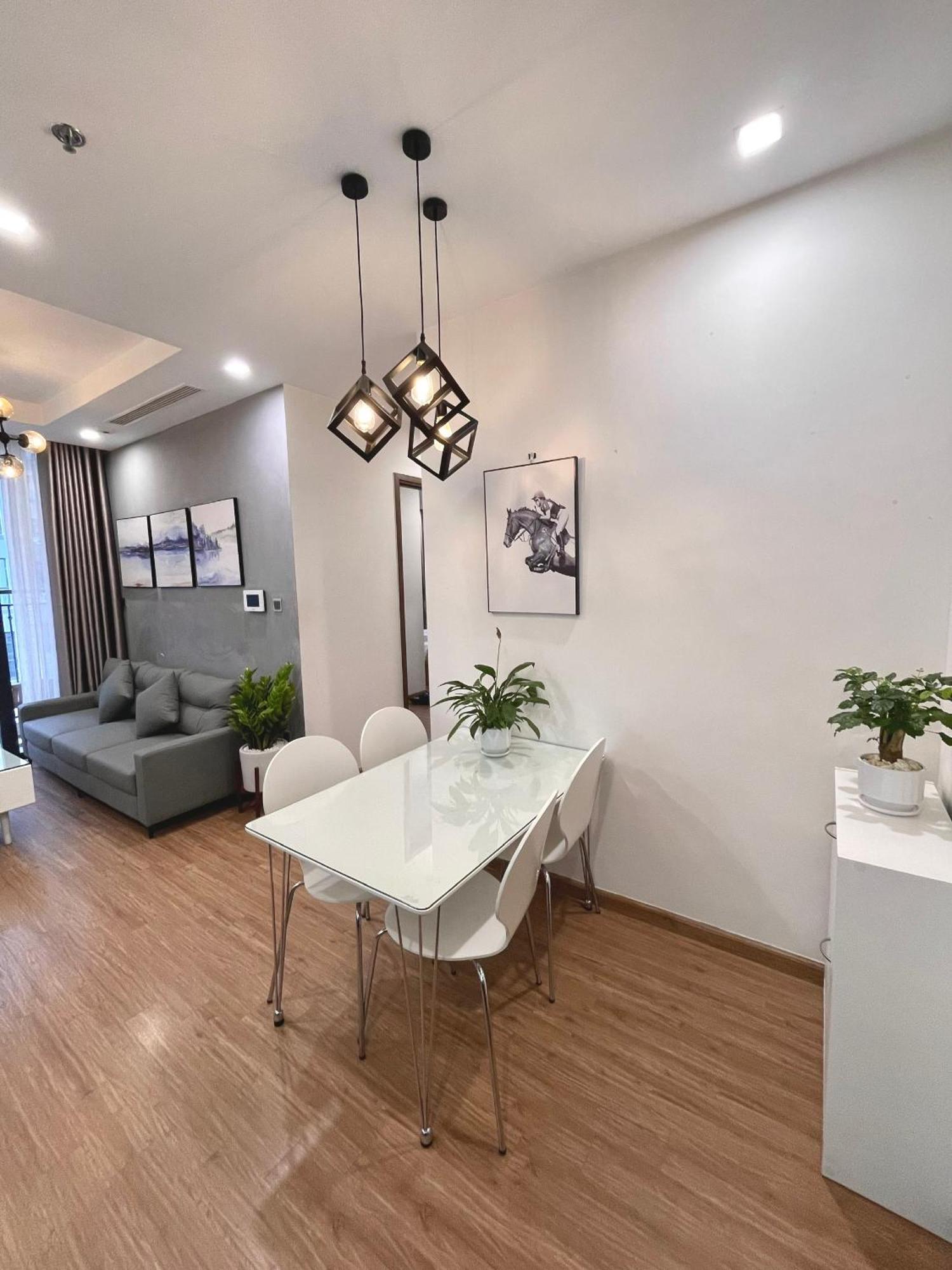 Apartment Kim's House - Vinhomes Bay For Rent *