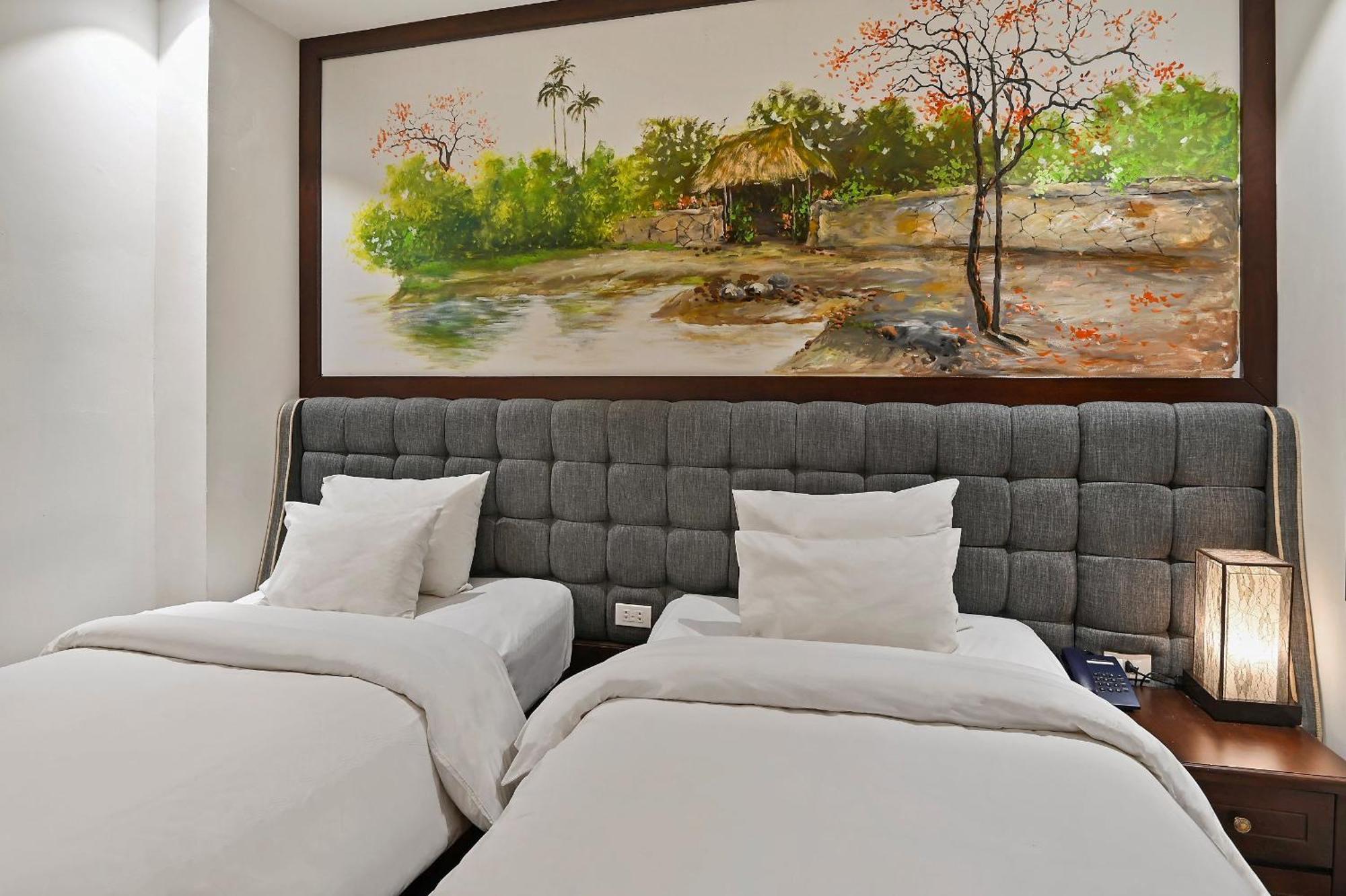 22land & Hotel