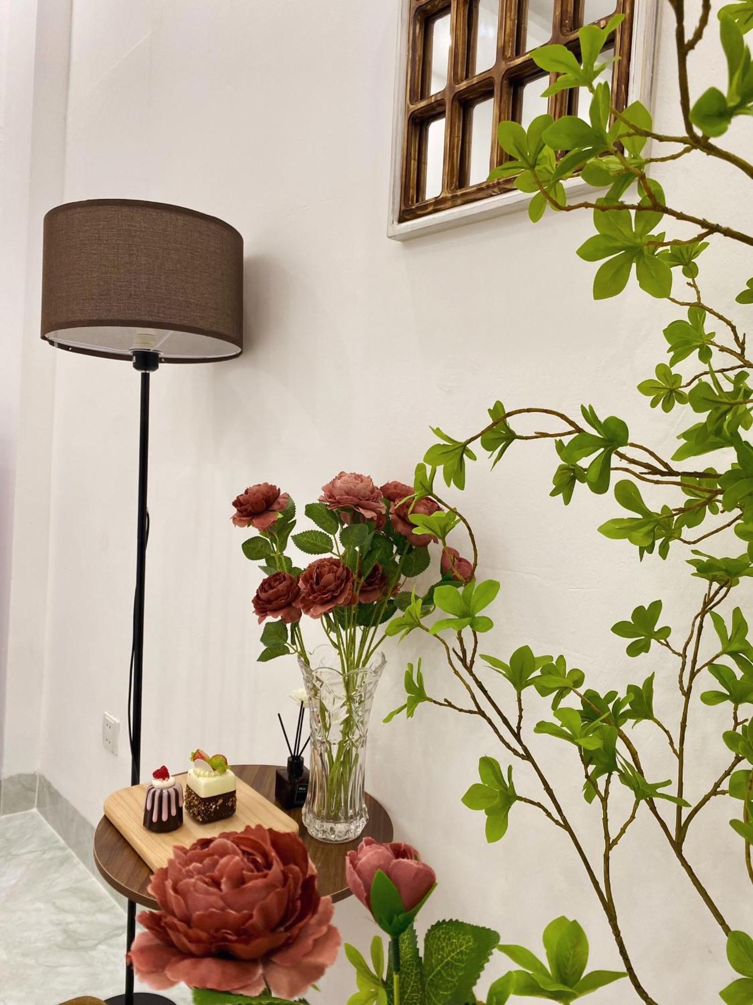 Flowergod Riverside Apartment *