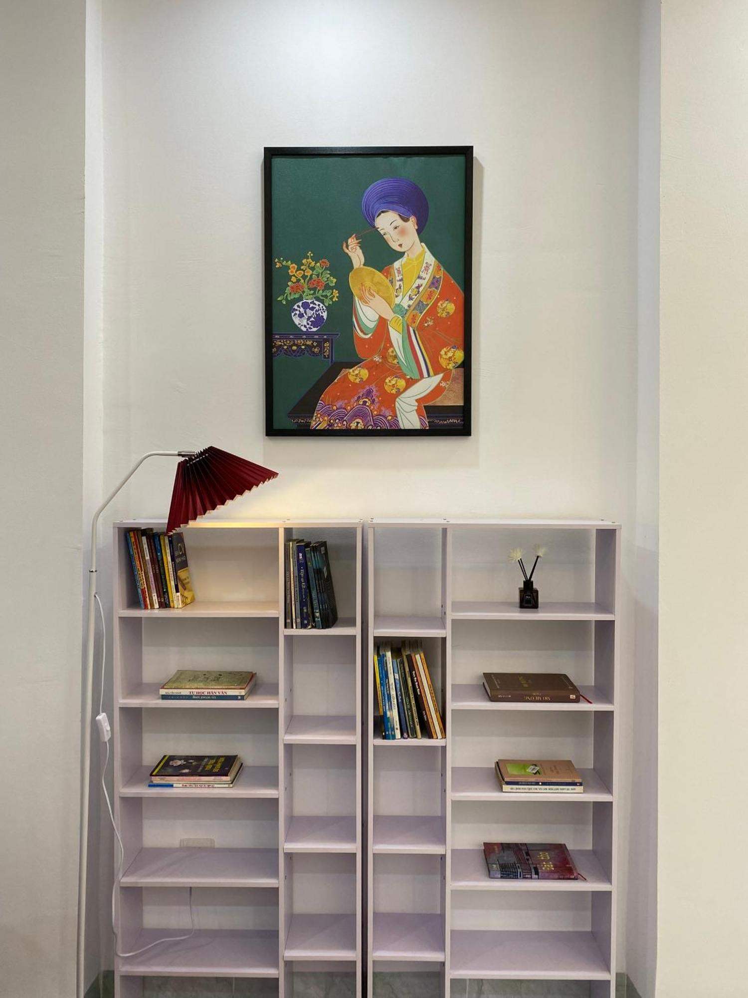 Flowergod Riverside Apartment