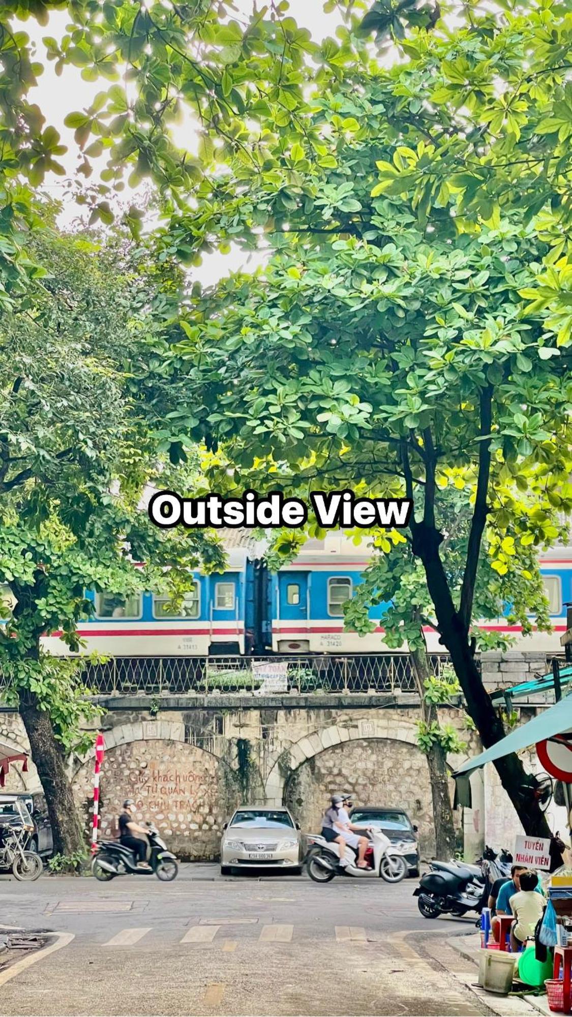 Happy Old House 1738 Hanoi