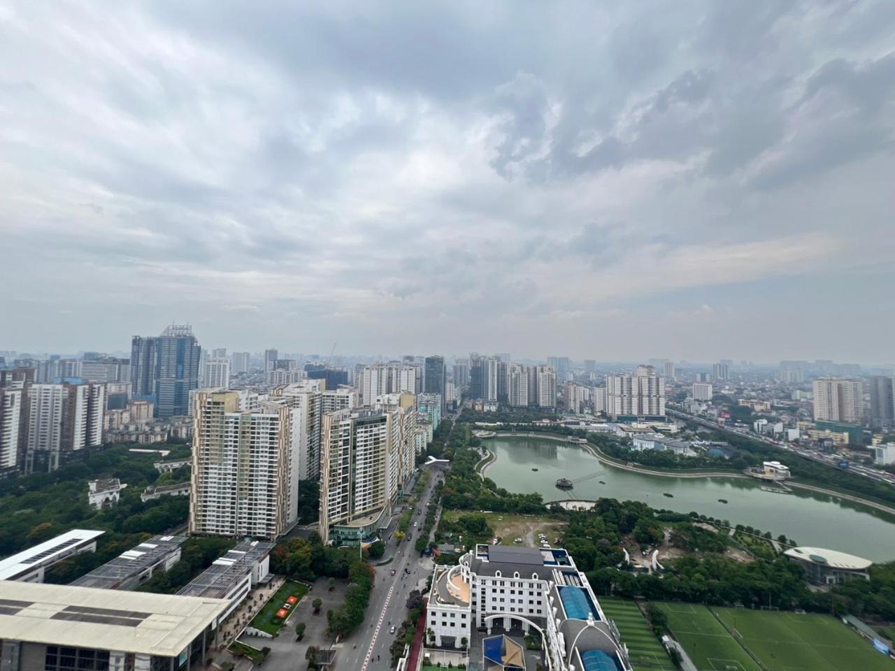 Daniel - D'capitale Ha Noi Apartment *