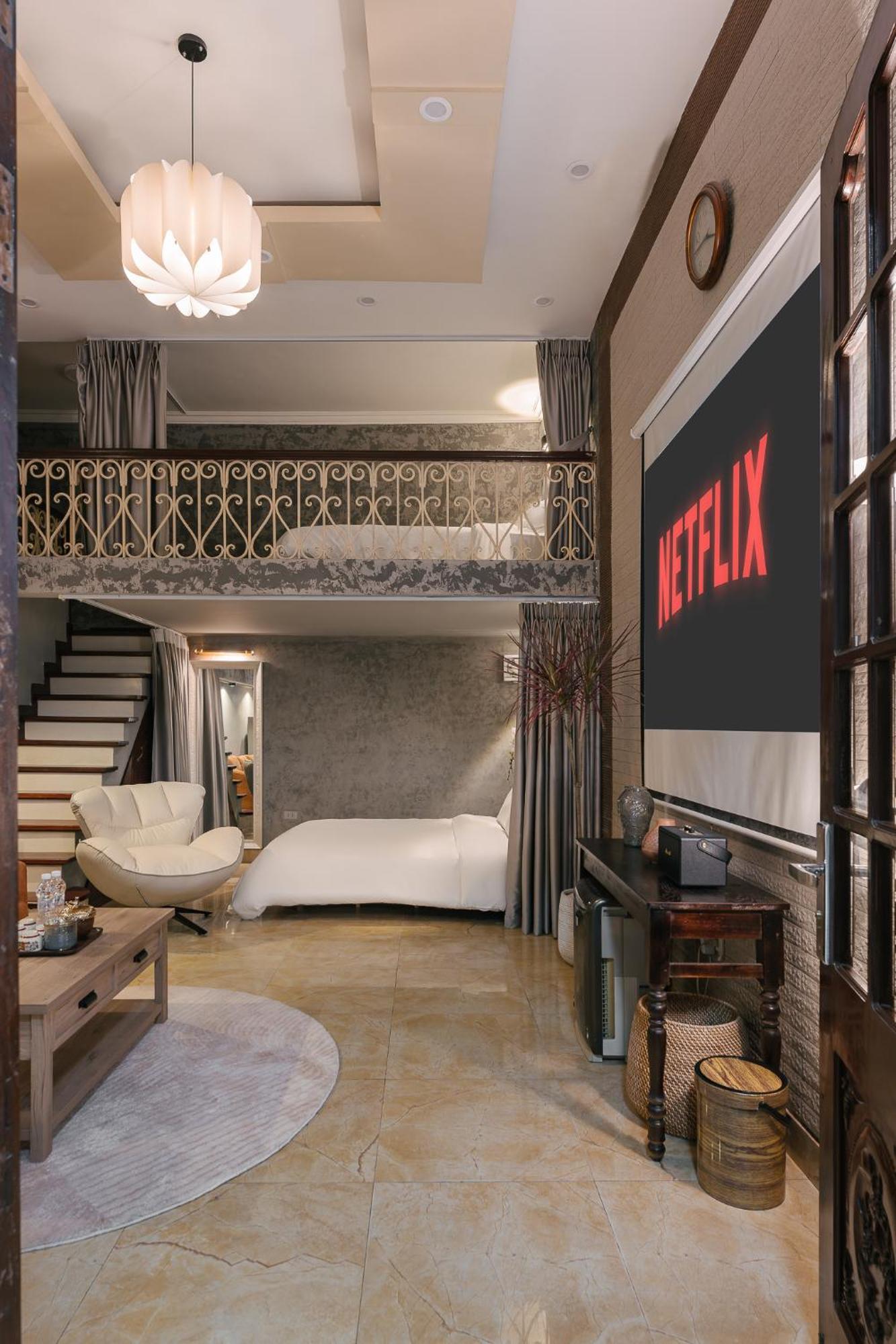 Joie Duplex-heart Of Hanoi-2min To And Night Market-home Cinema *