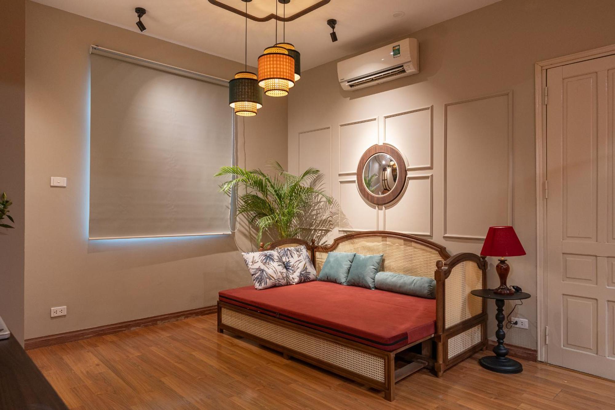 Spacious Hoan Kiem Apartment Hanoi
