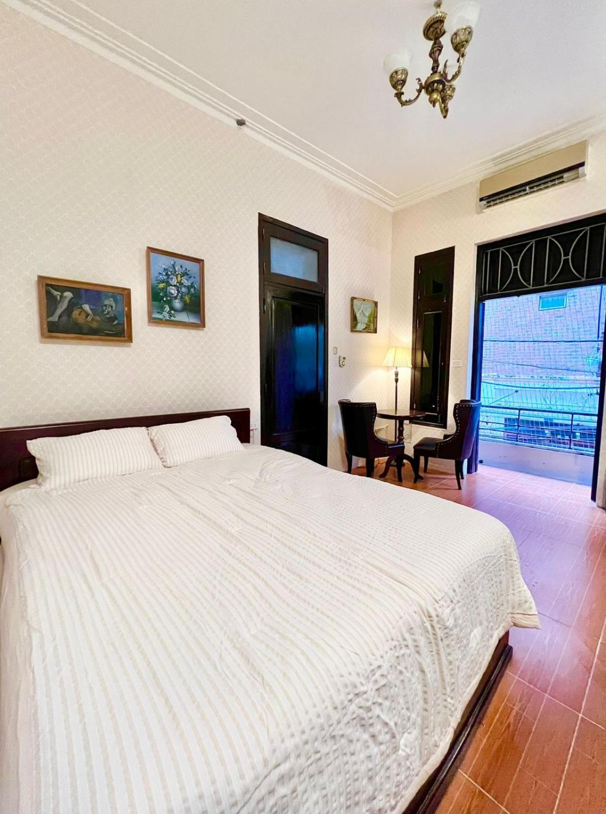 Homestay Lushstay - Vintage Haven For Couples *