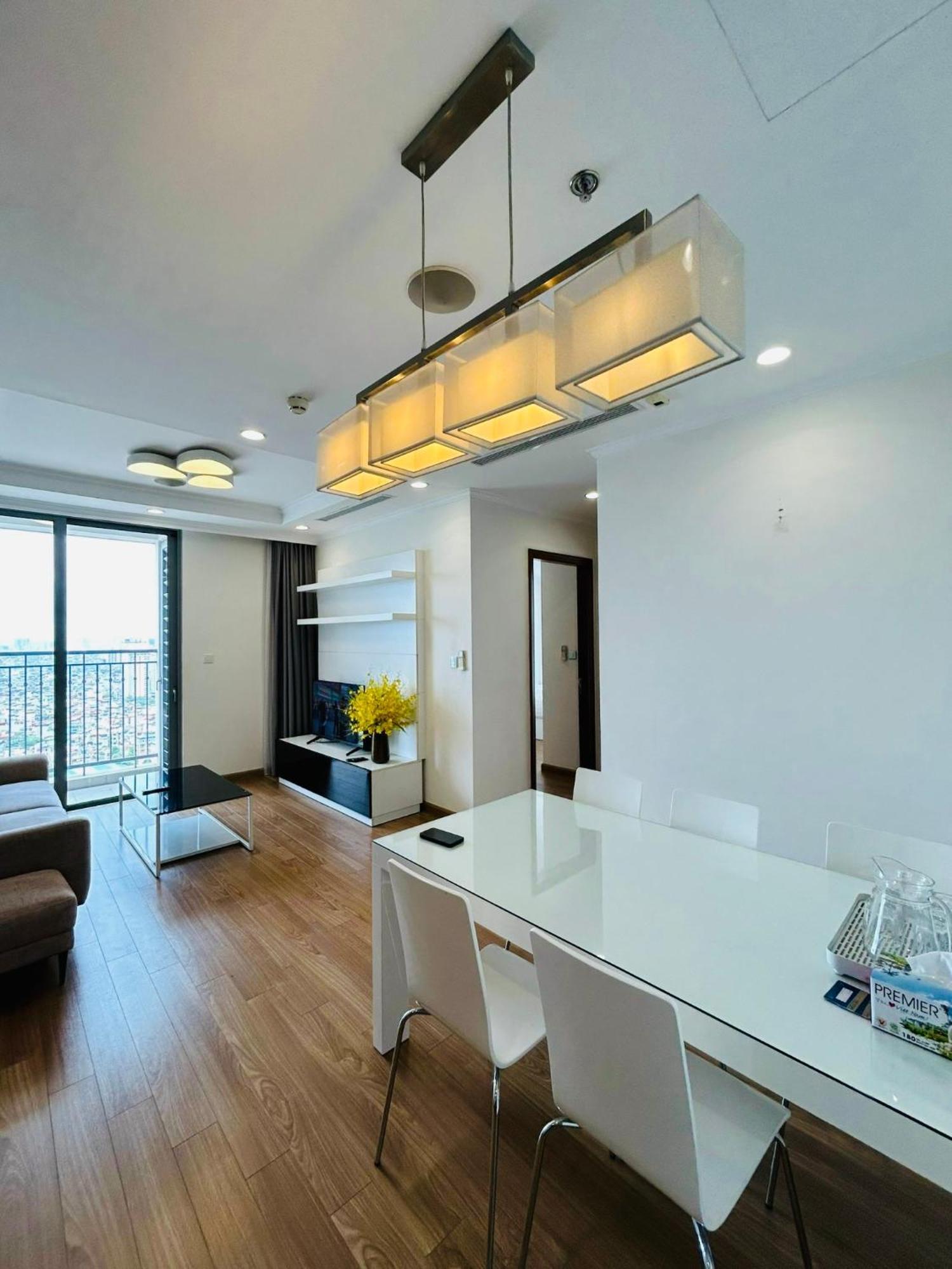3br Times Netflix Balcony Apartment *