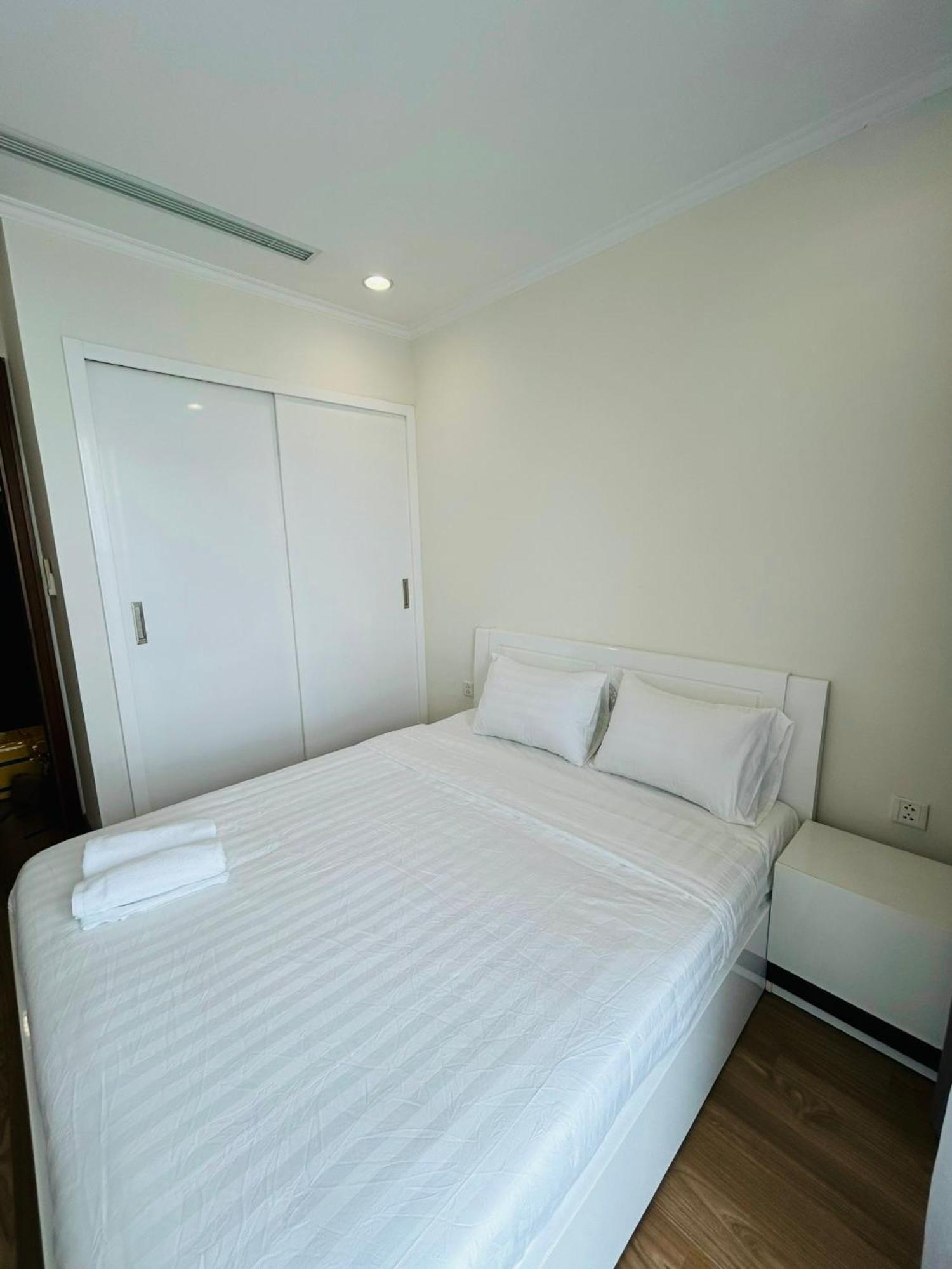 3br Times Netflix Balcony Apartment *