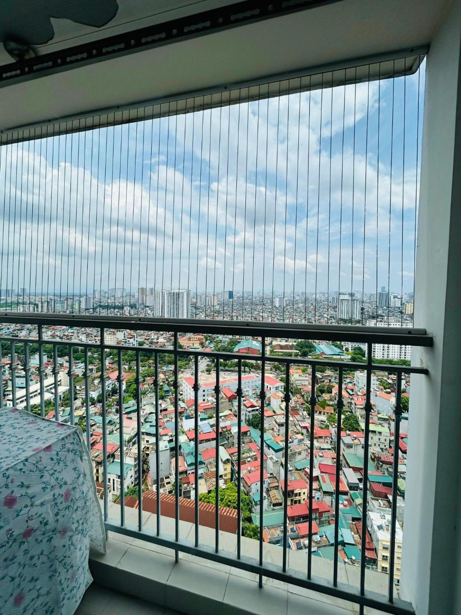 Apartment 3br Times Netflix Balcony