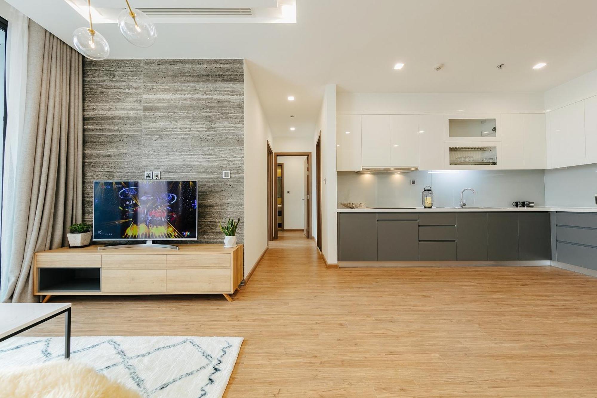 Apartment Luxury In Vinhomes Metropolis Near Lotte Hanoi
