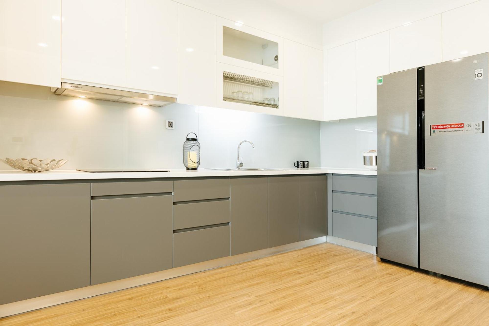 Luxury In Vinhomes Metropolis Near Lotte Apartment