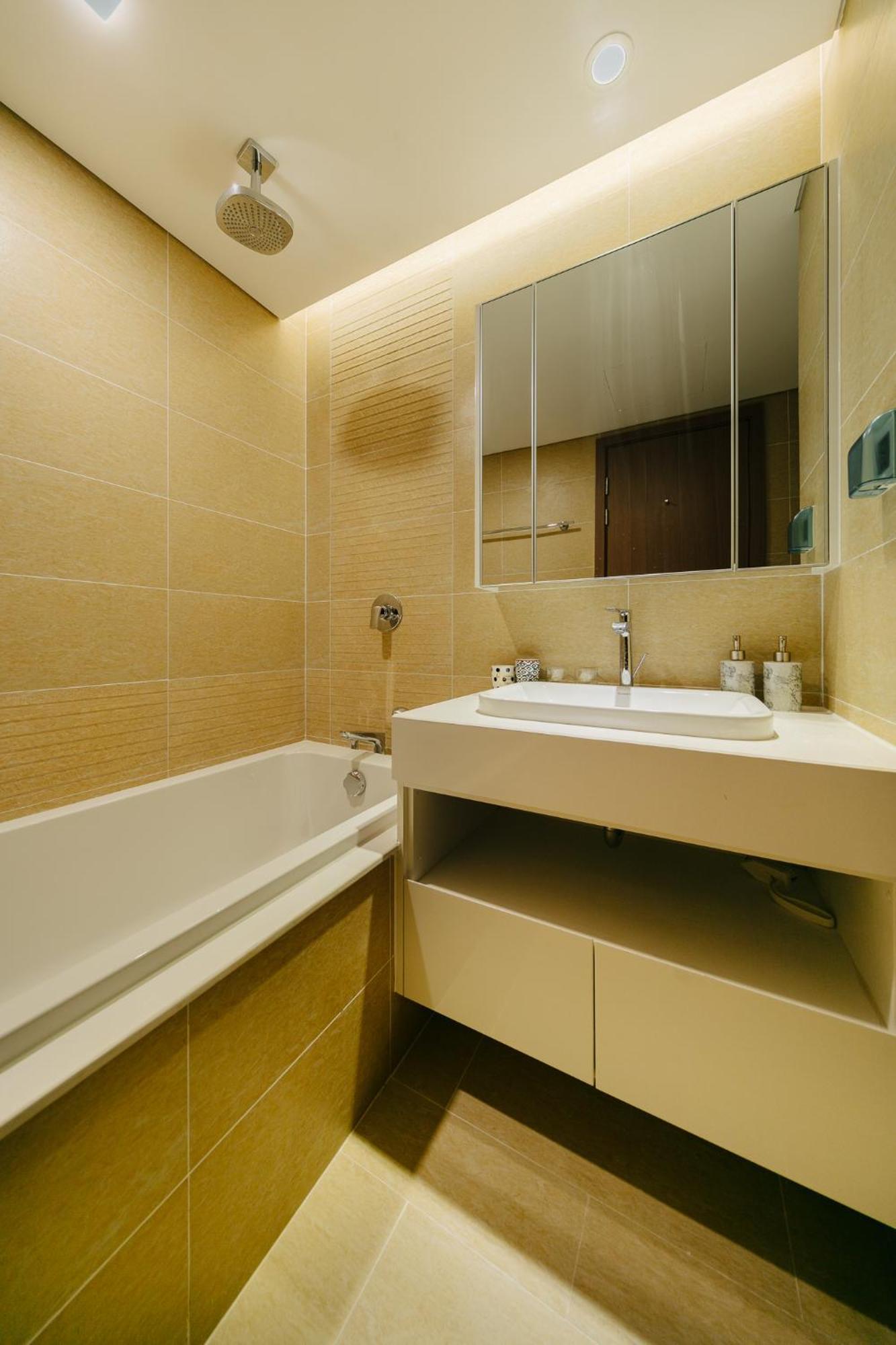 Apartment Luxury In Vinhomes Metropolis Near Lotte Hanoi