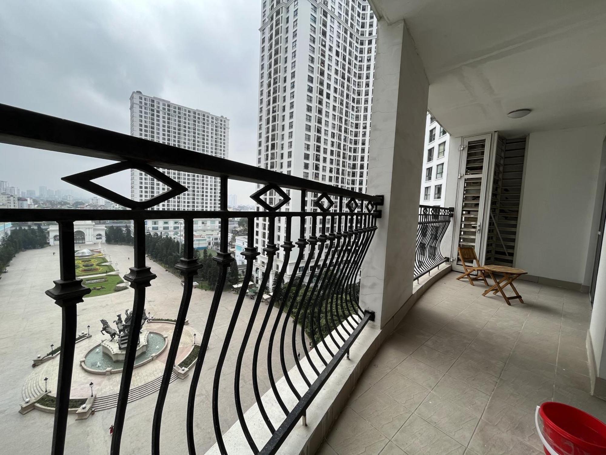 Vinhomes Royal 3 Br * Hà Nội