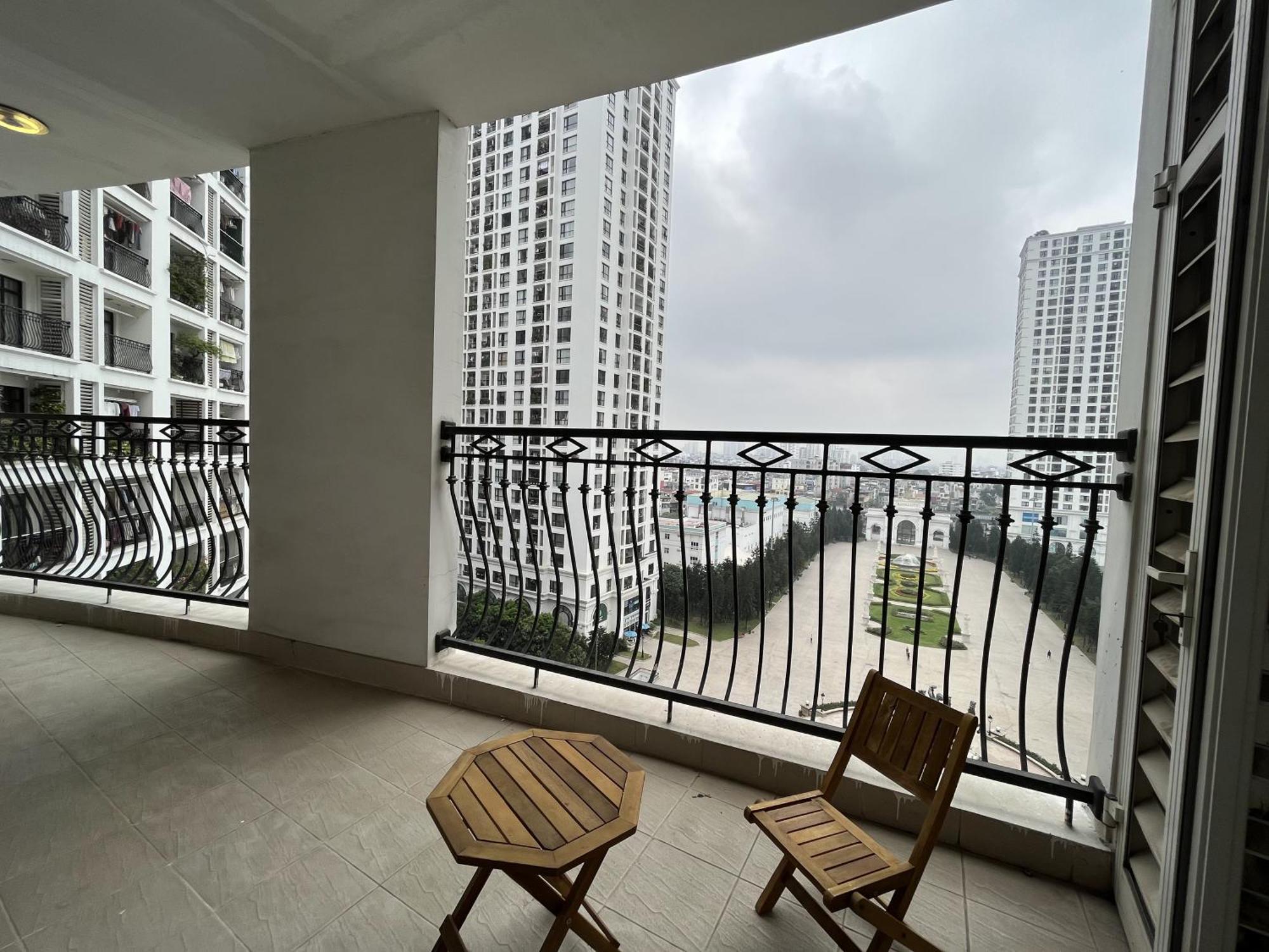 Vinhomes Royal 3 Br