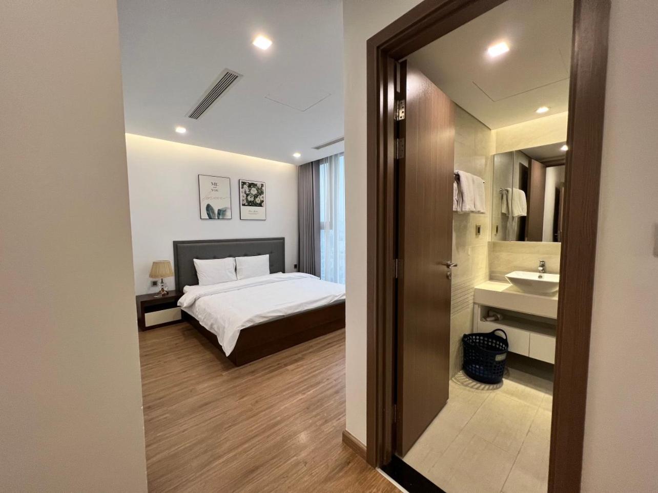 Vinhomes Metropolis Luxury 4 Br *