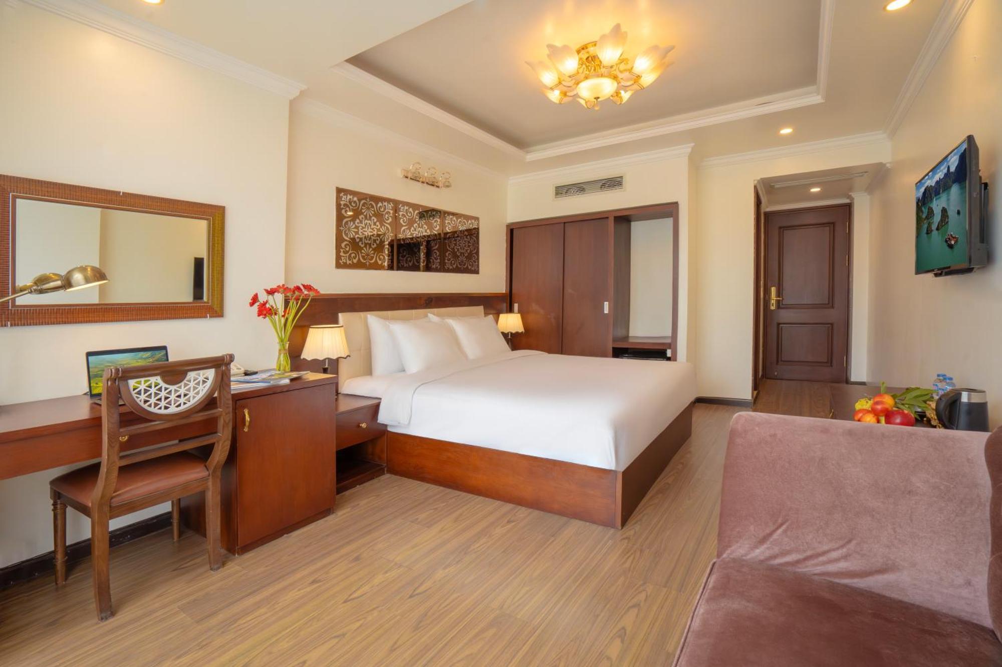 Du Palace Hanoi