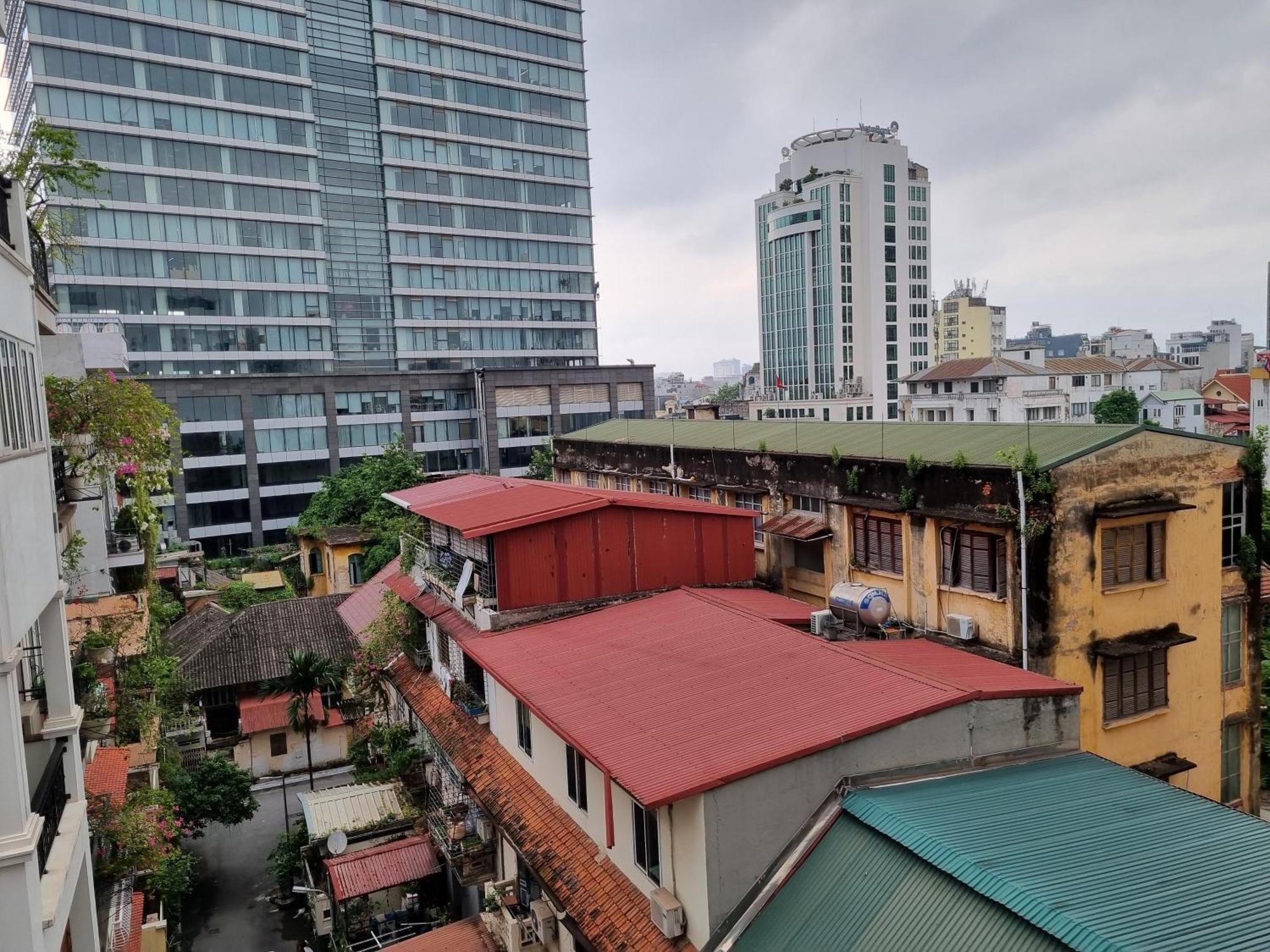 Price Ho Guom For Long Apartment Hanoi