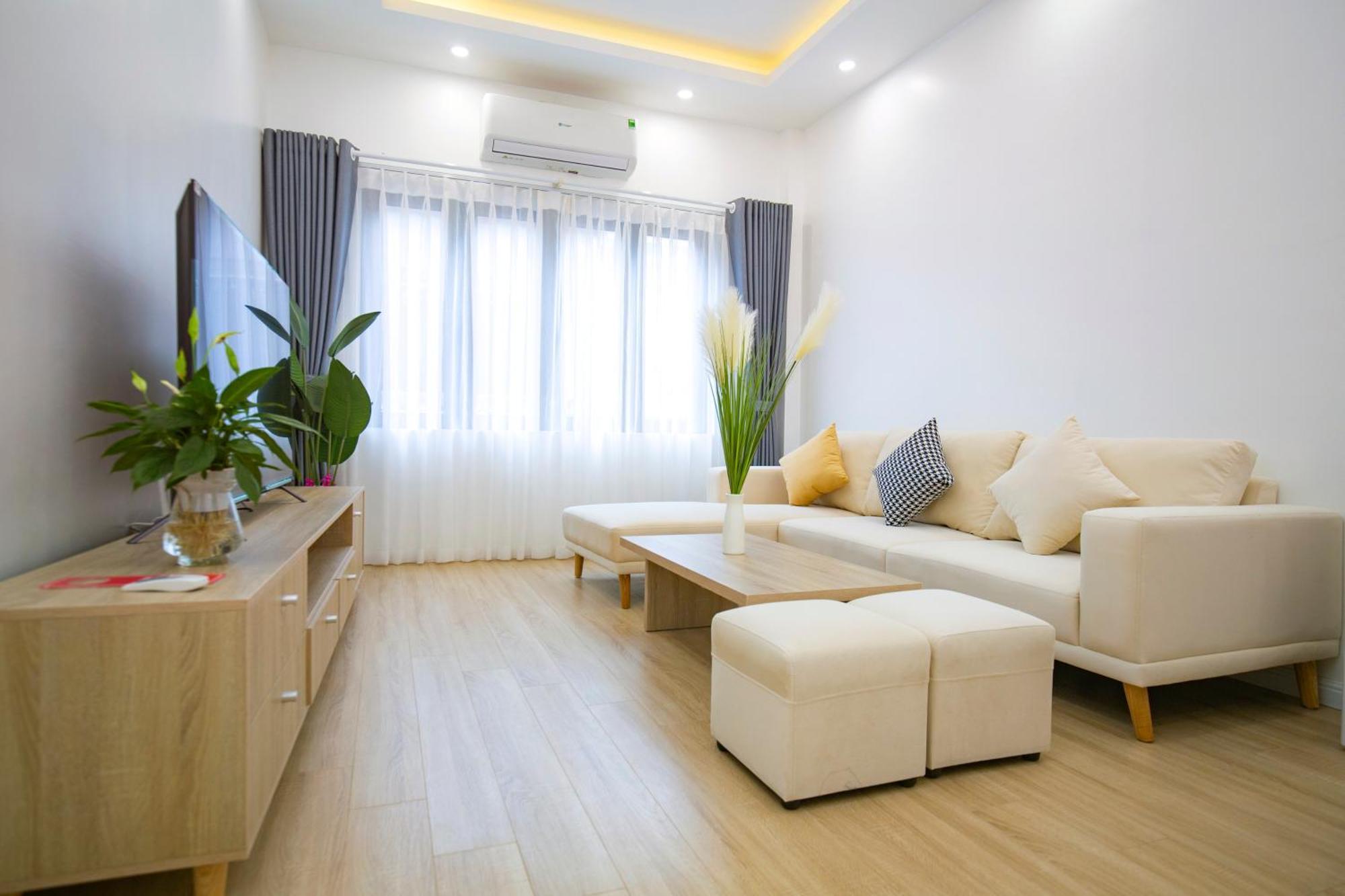 Apartment Sumitomo 12- Apartment-535 Kim Ma Street *