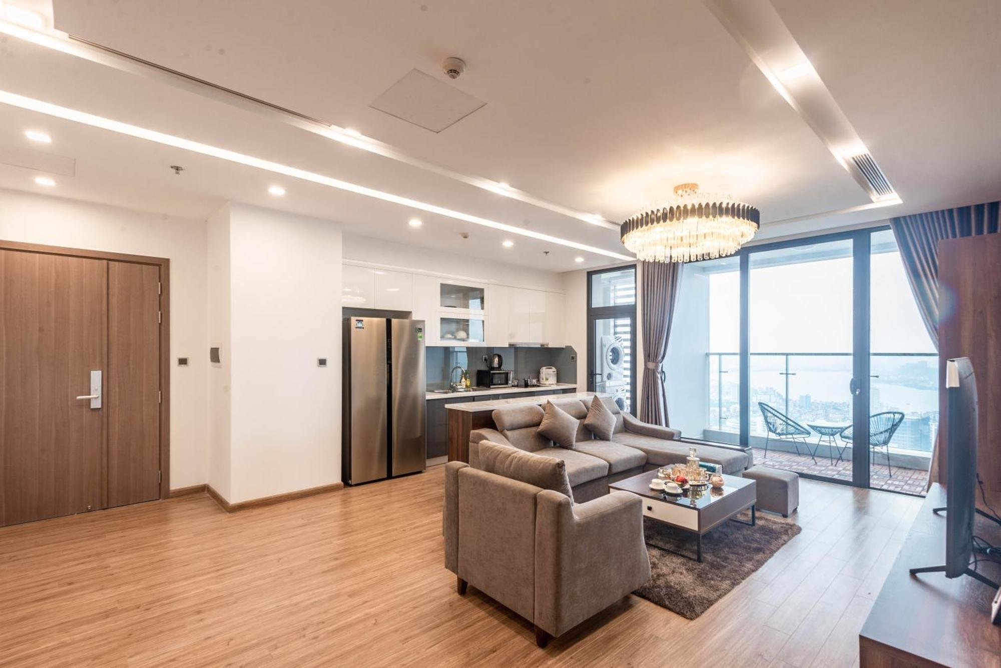 Aparthotel Royal Serviced Vinhomes Metropolis