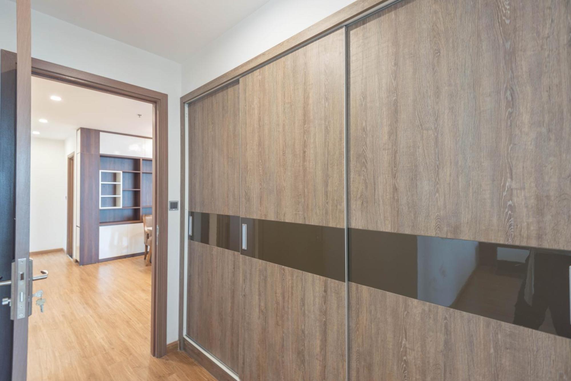 Royal Serviced Vinhomes Metropolis *
