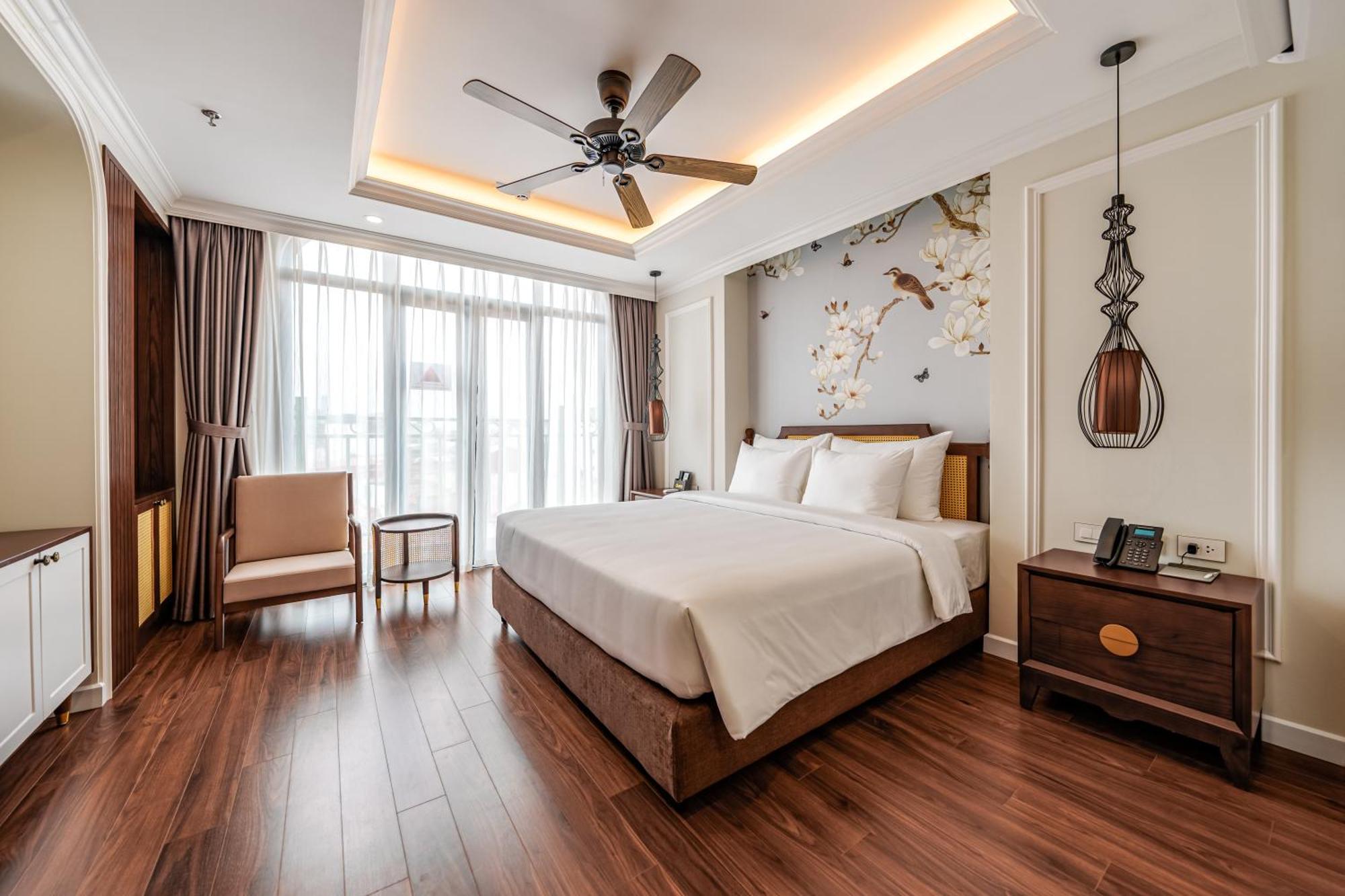 Lestar Hotel