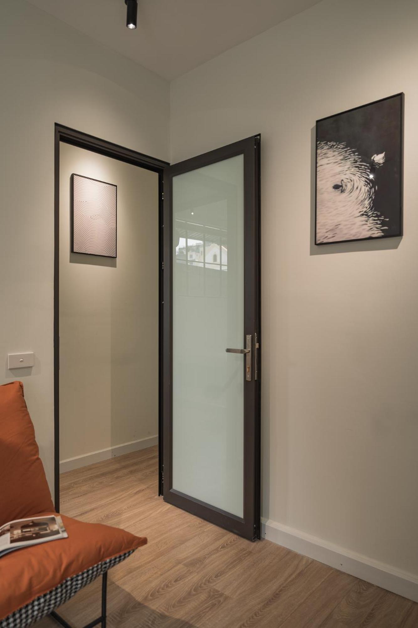 Apartment Full Sunshine With Balcony, Quiet And Security Hanoi