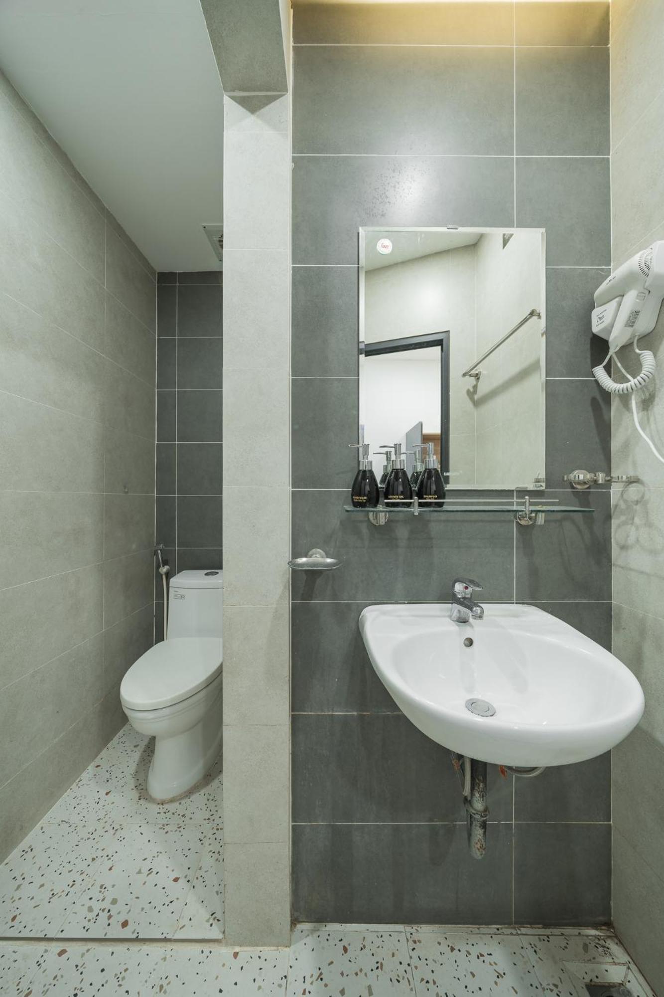 Full Sunshine With Balcony, Quiet And Security Apartment Hanoi