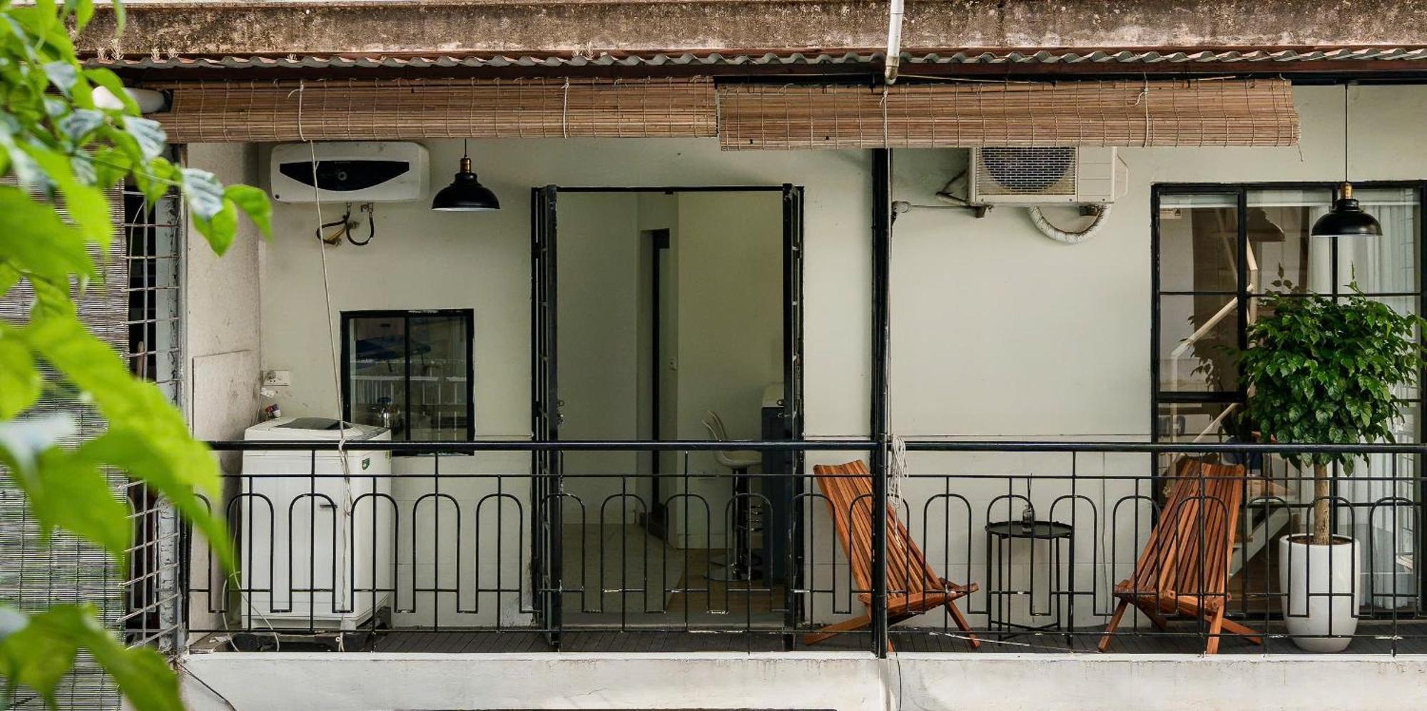 Full Sunshine With Balcony, Quiet And Security Căn hộ *