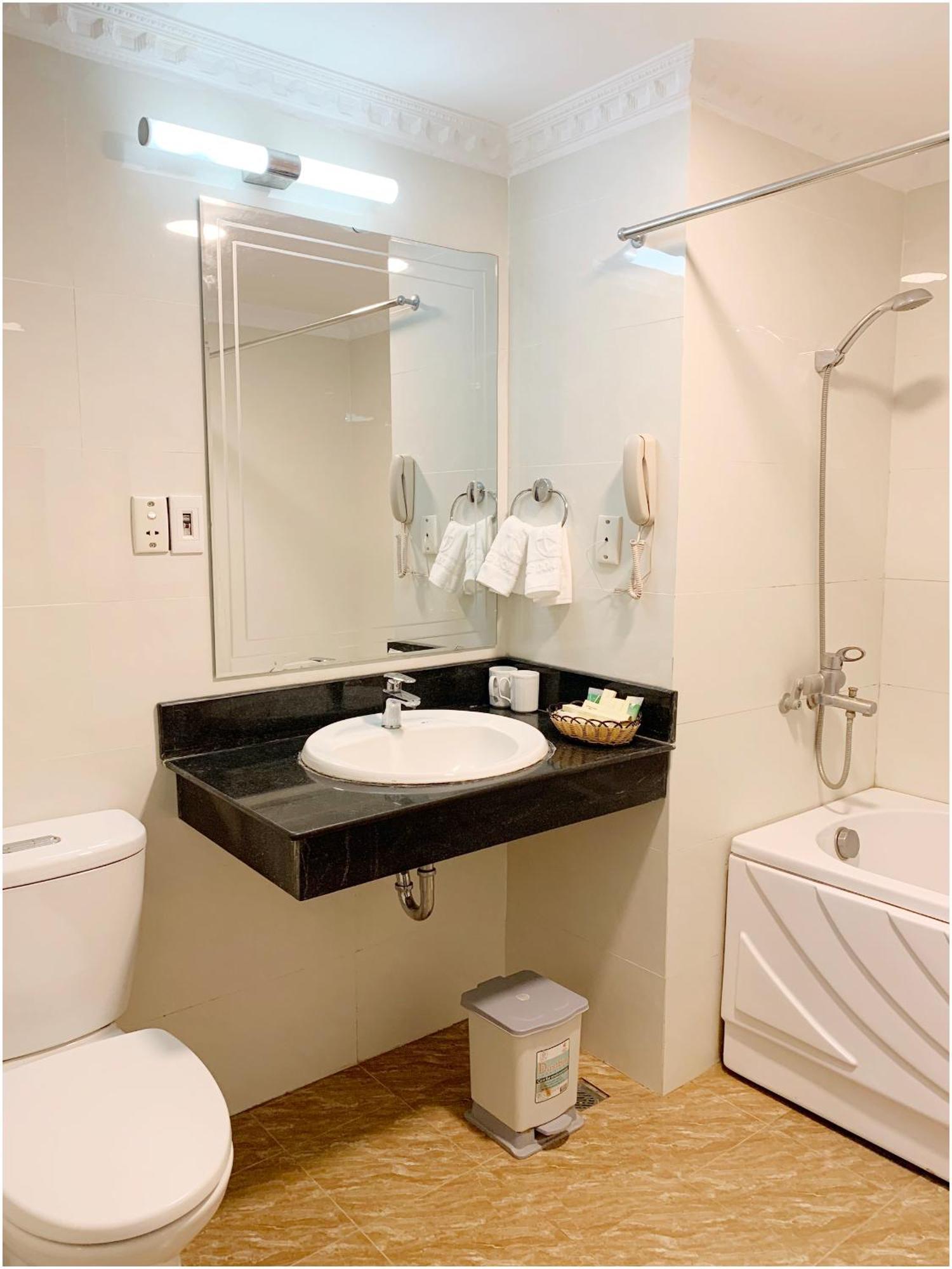 Khách sạn Cong Doan Viet Nam 3*