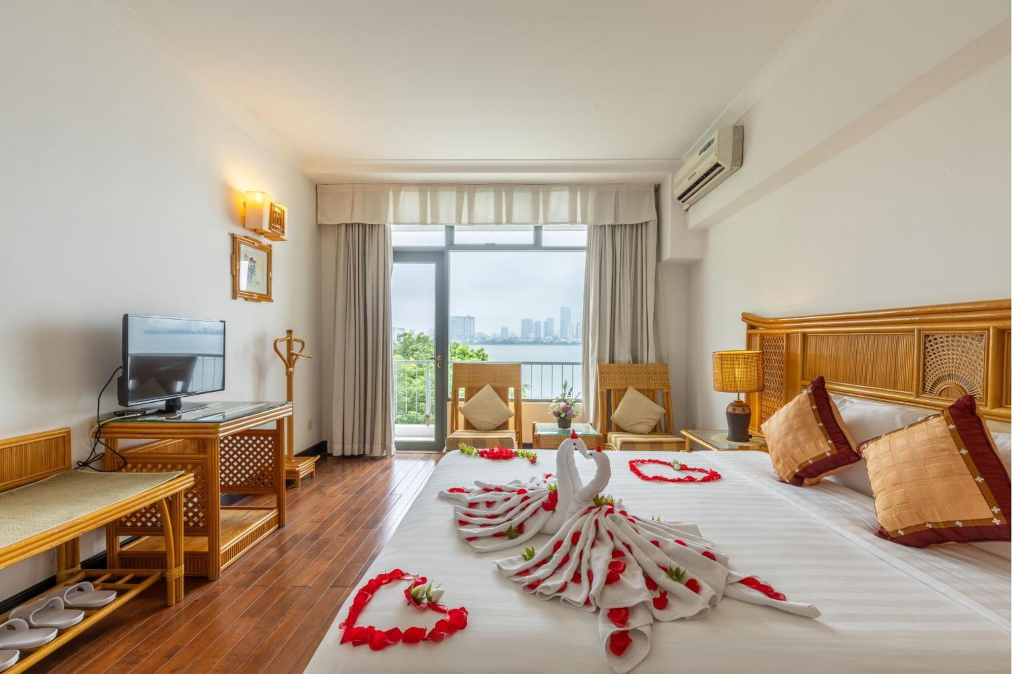 Thang Loi Hotel 4*