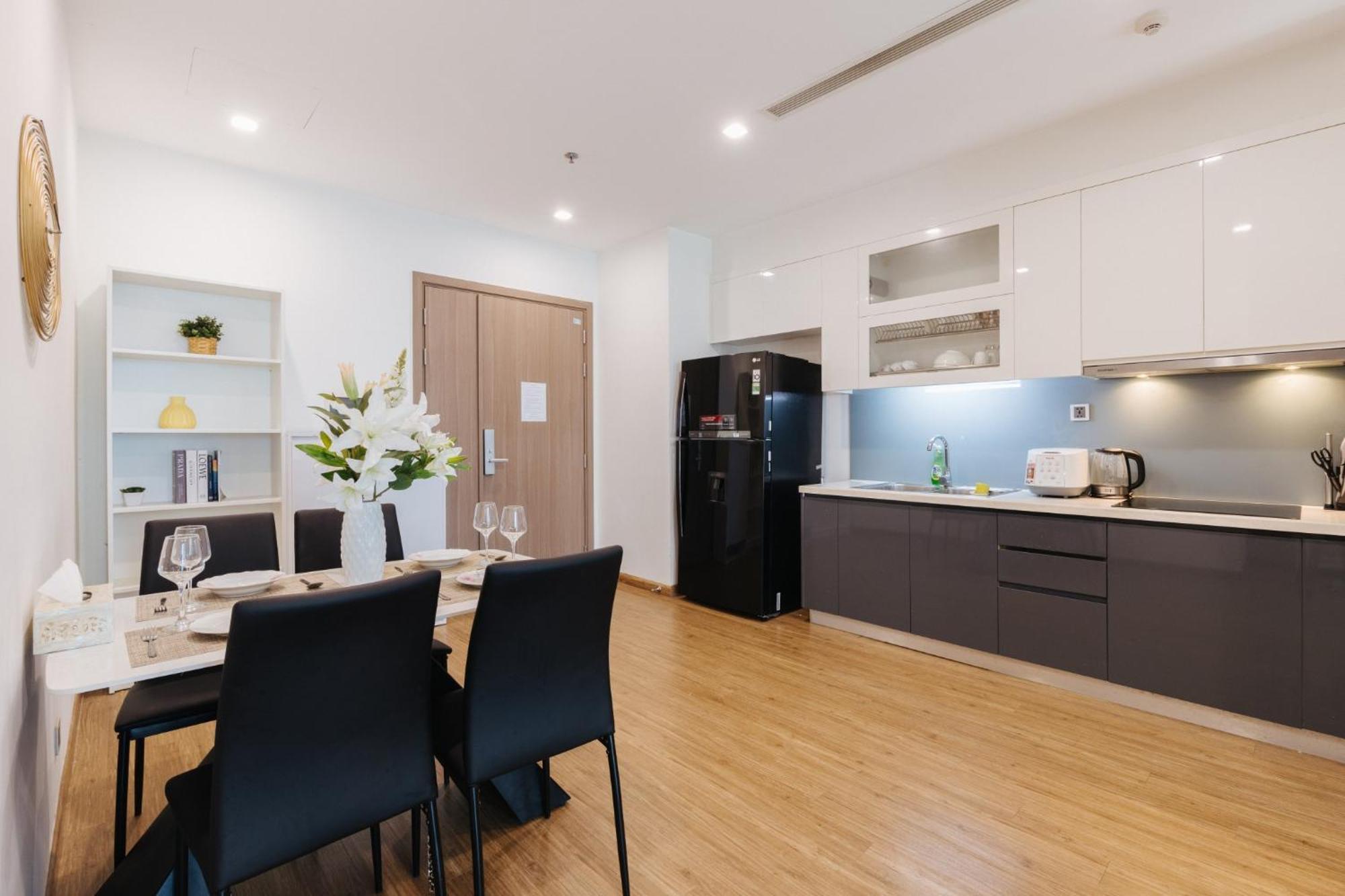 Lynn - Vinhomes Metropolis Near Lotte Center Hanoi
