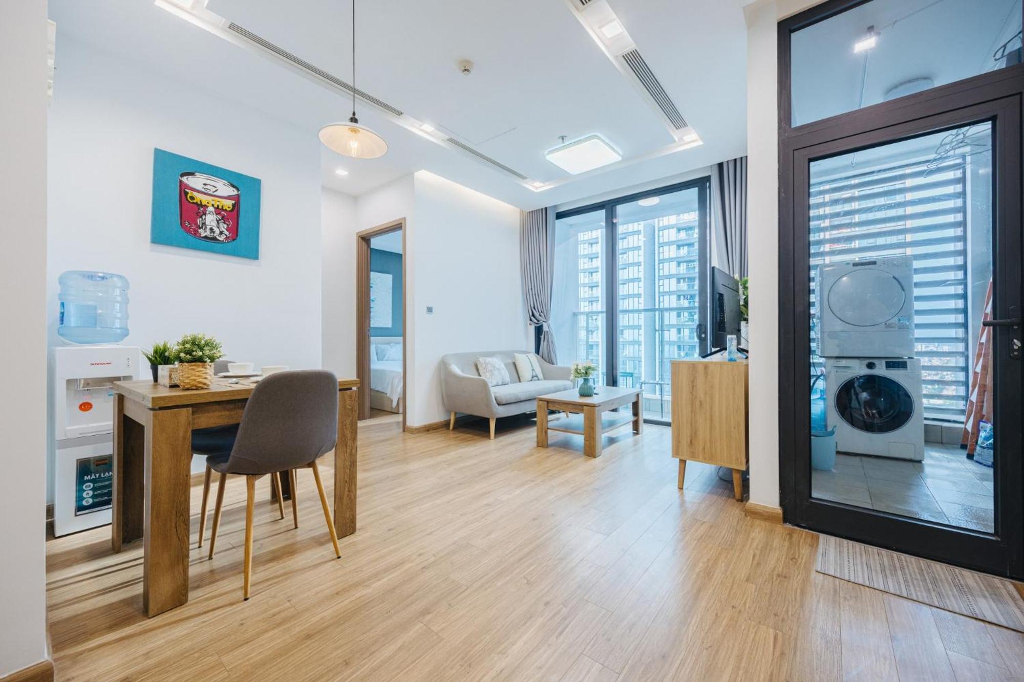 Lynn - Vinhomes Metropolis Near Lotte Center * Hanoi