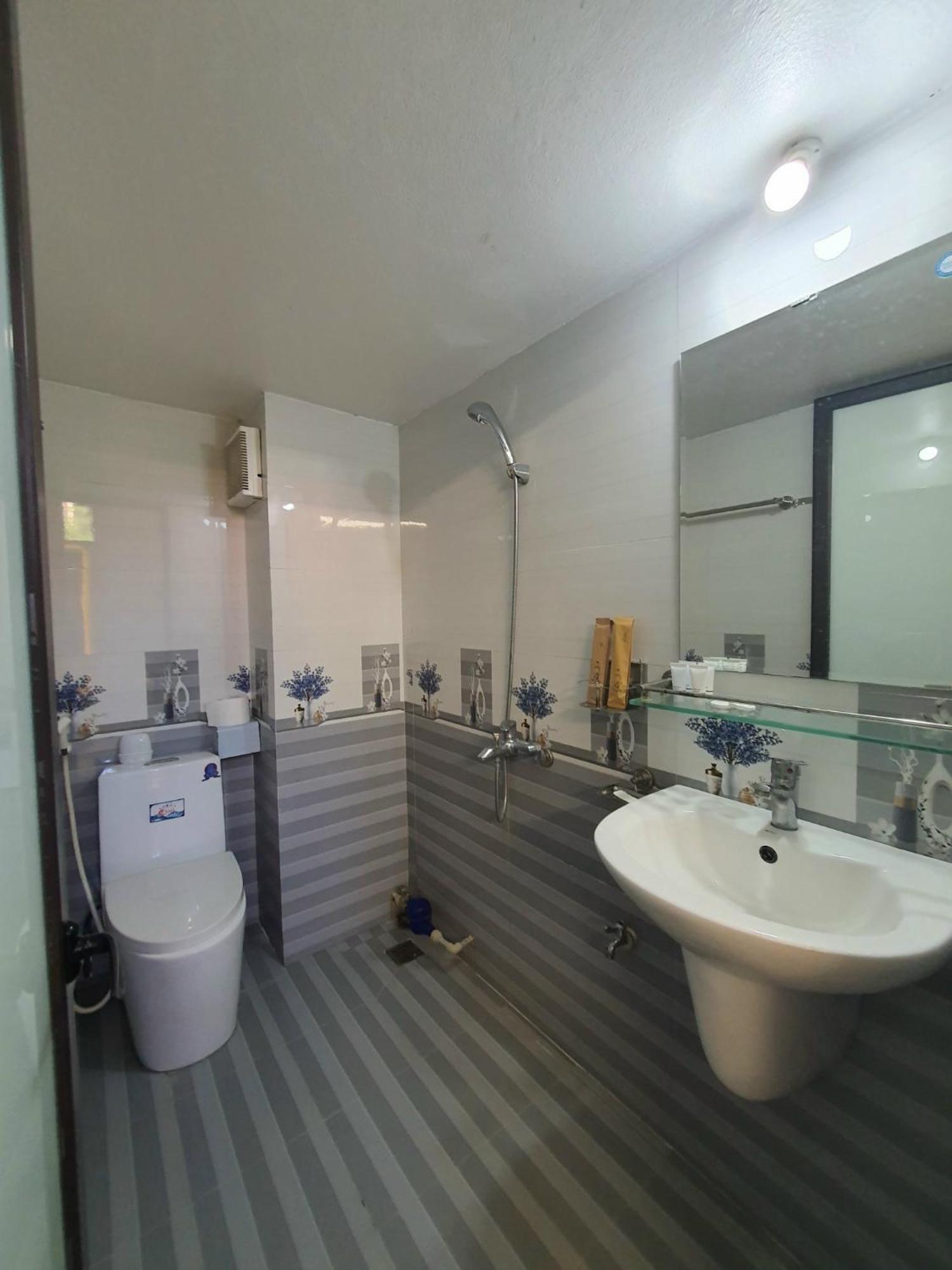 Lase Lit Homes - Ha Noi Apartment *
