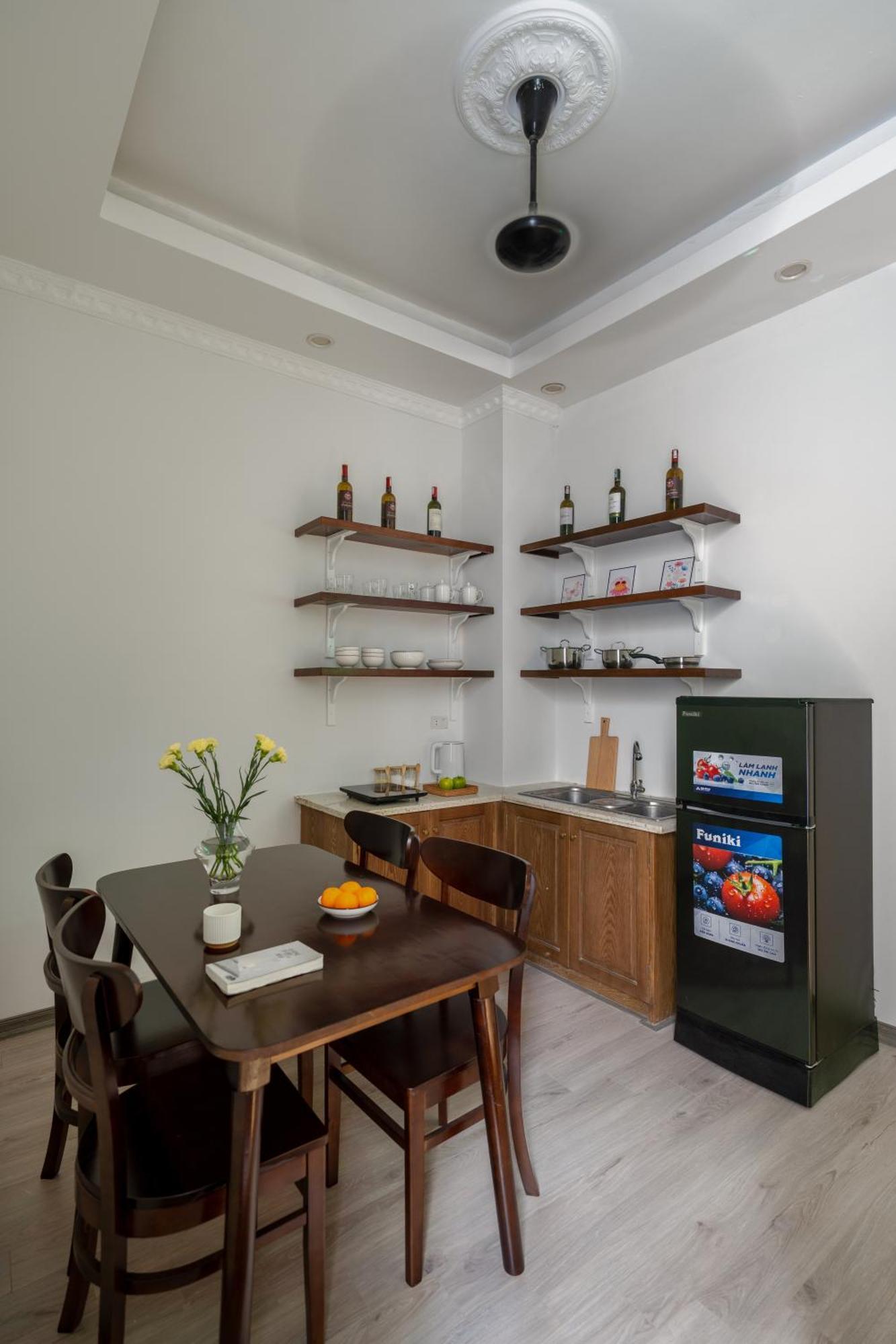 Opera - 2 Mins To Hoan Kiem Lake, Cozy, Delicate, 4 Brs, 24-36 M2 Gasthof Hanoi