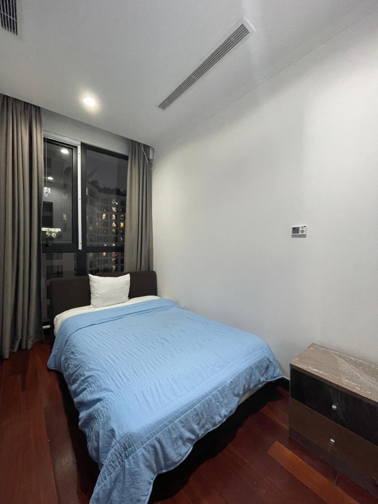 Vinhomes Royal Luxury 3br * Hanoi