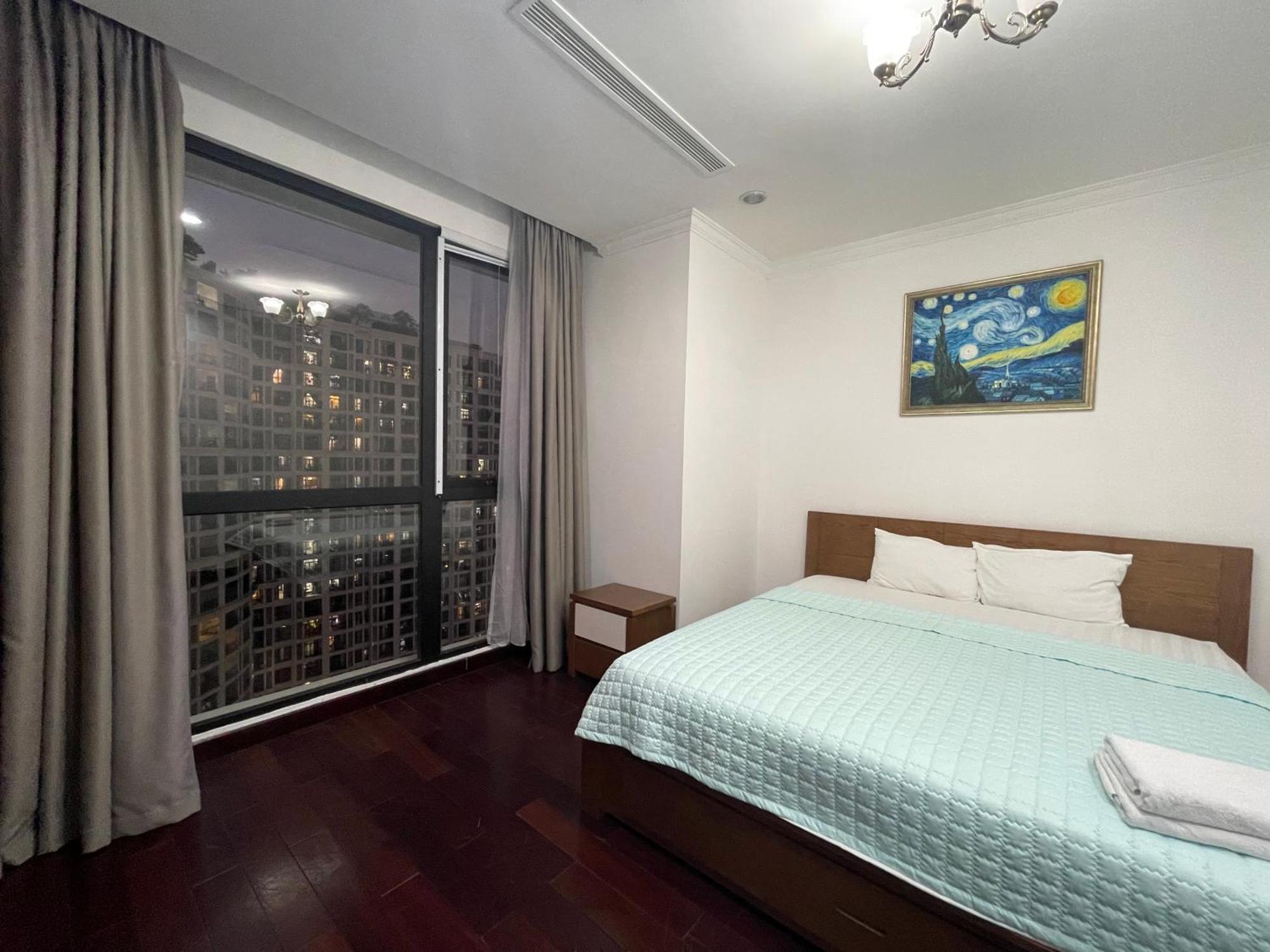 Vinhomes Royal Luxury 3br Apartment