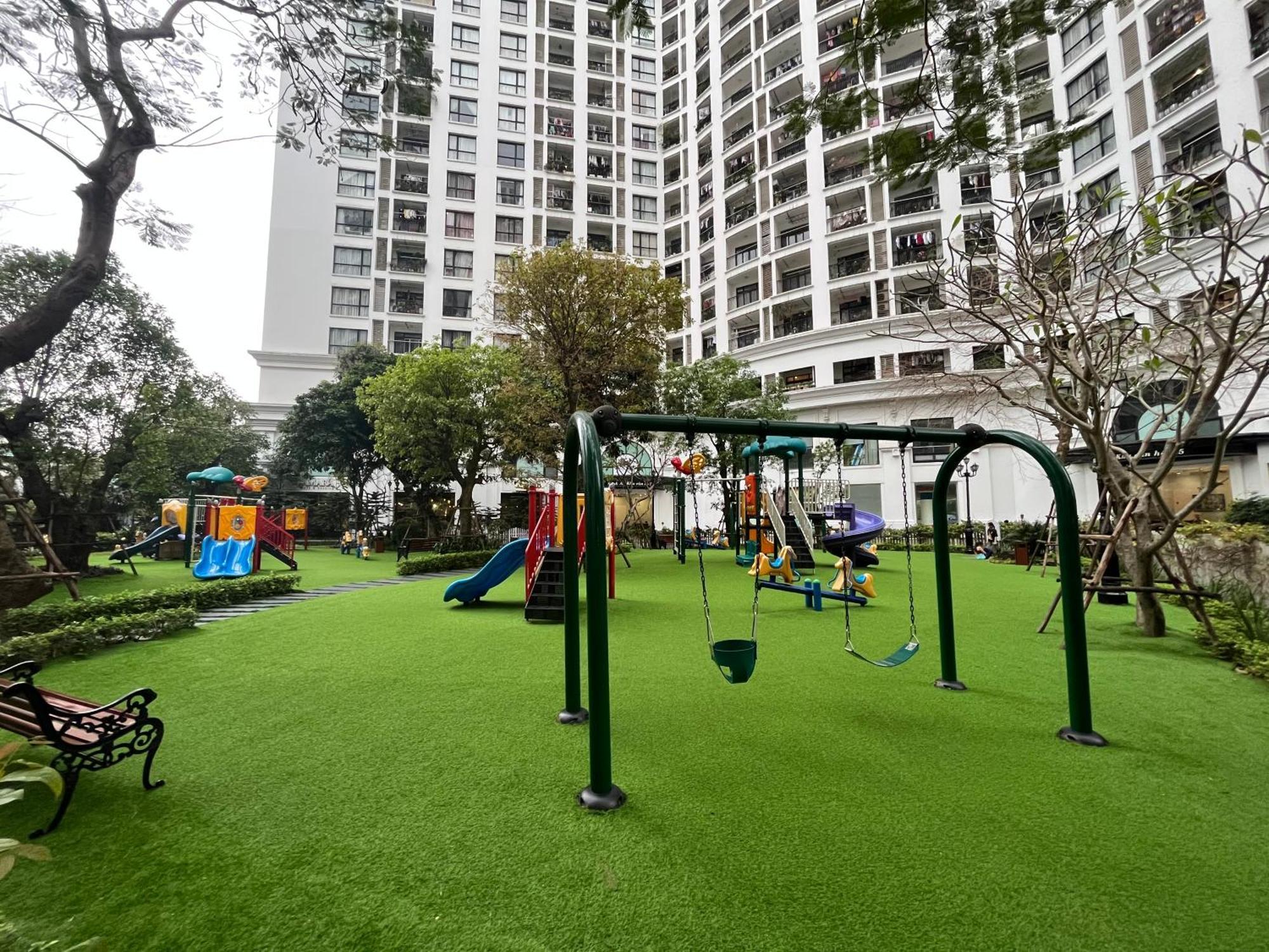 Apartment Vinhomes Royal Luxury 3br *