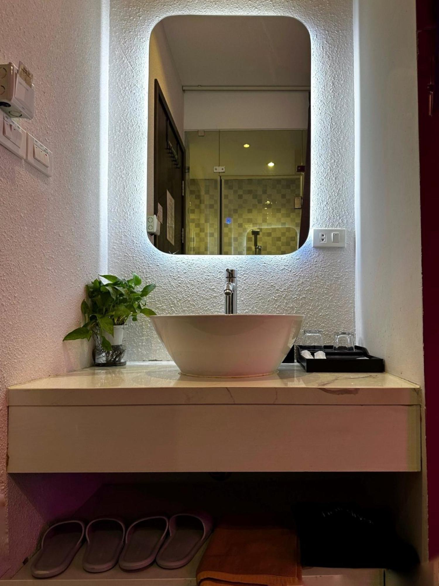 69 Boutique By Minova Love hotel