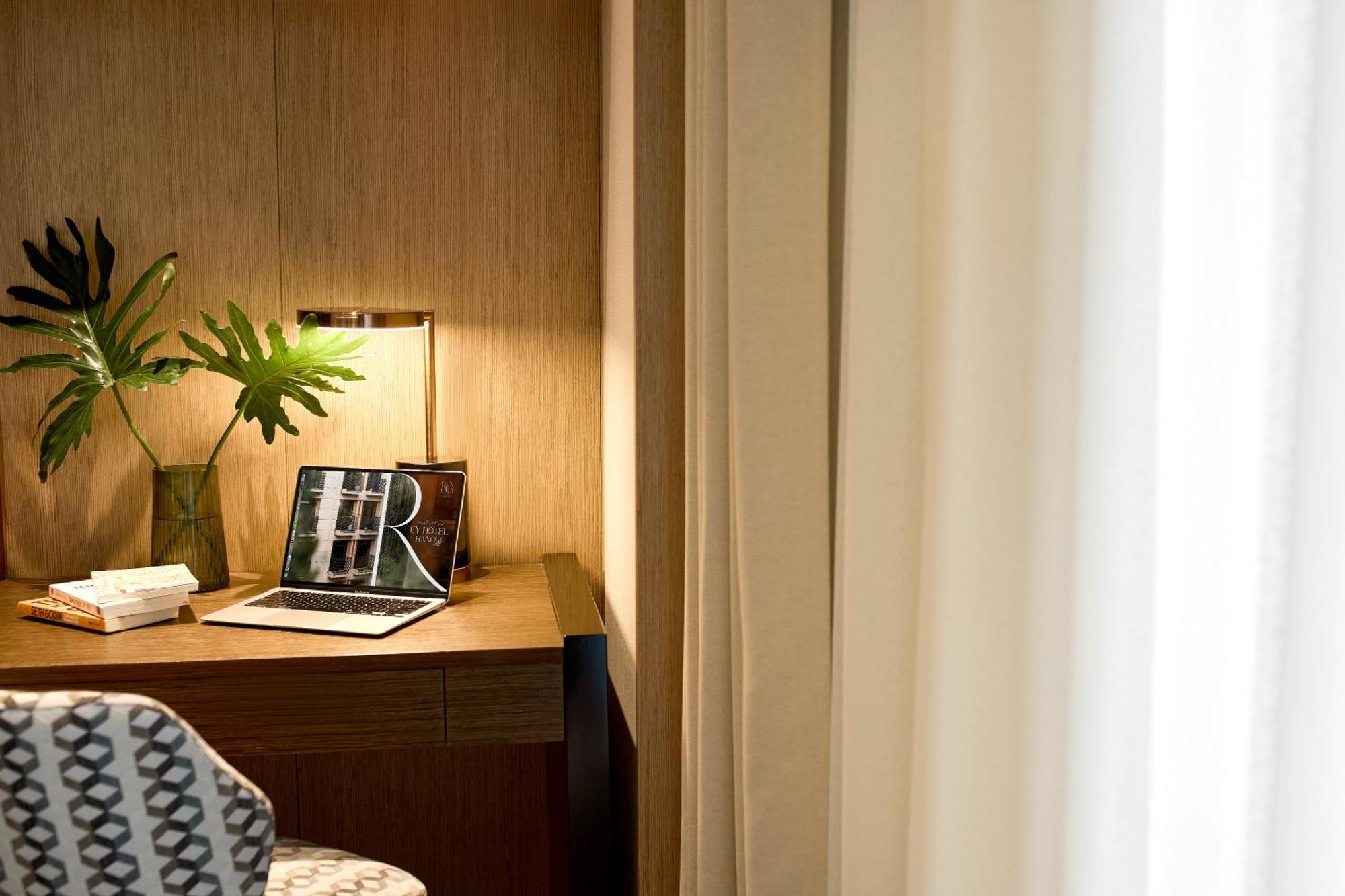 Rey 4* Hanoi