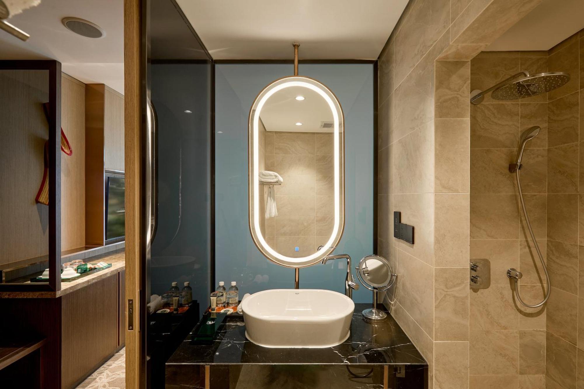 Rey Hotel 4*